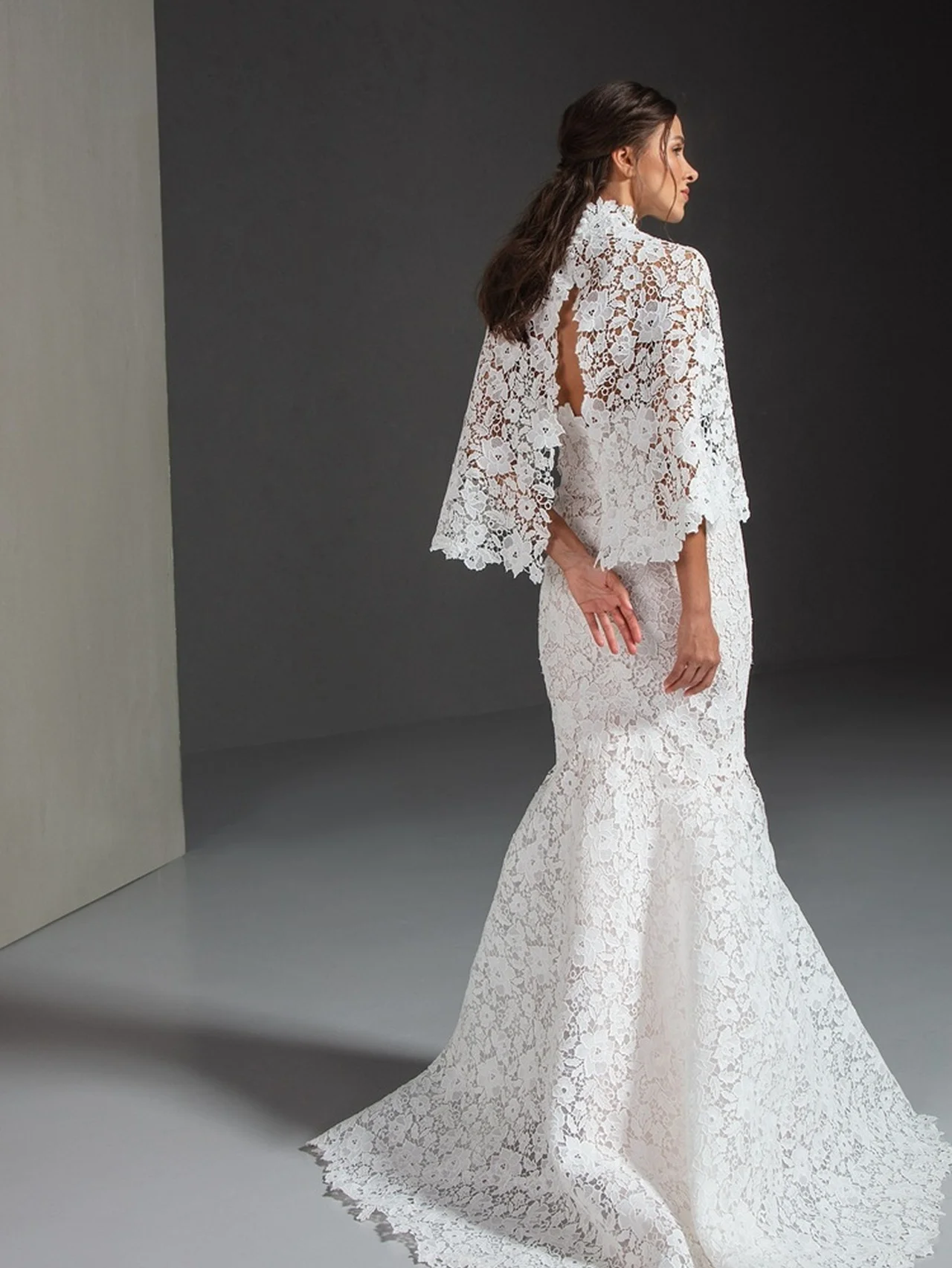 上品に映える！ イタリア発ピーター・ラングナー＆アントニオ・リーヴァの新作ドレスが【ミーチェ】に到着