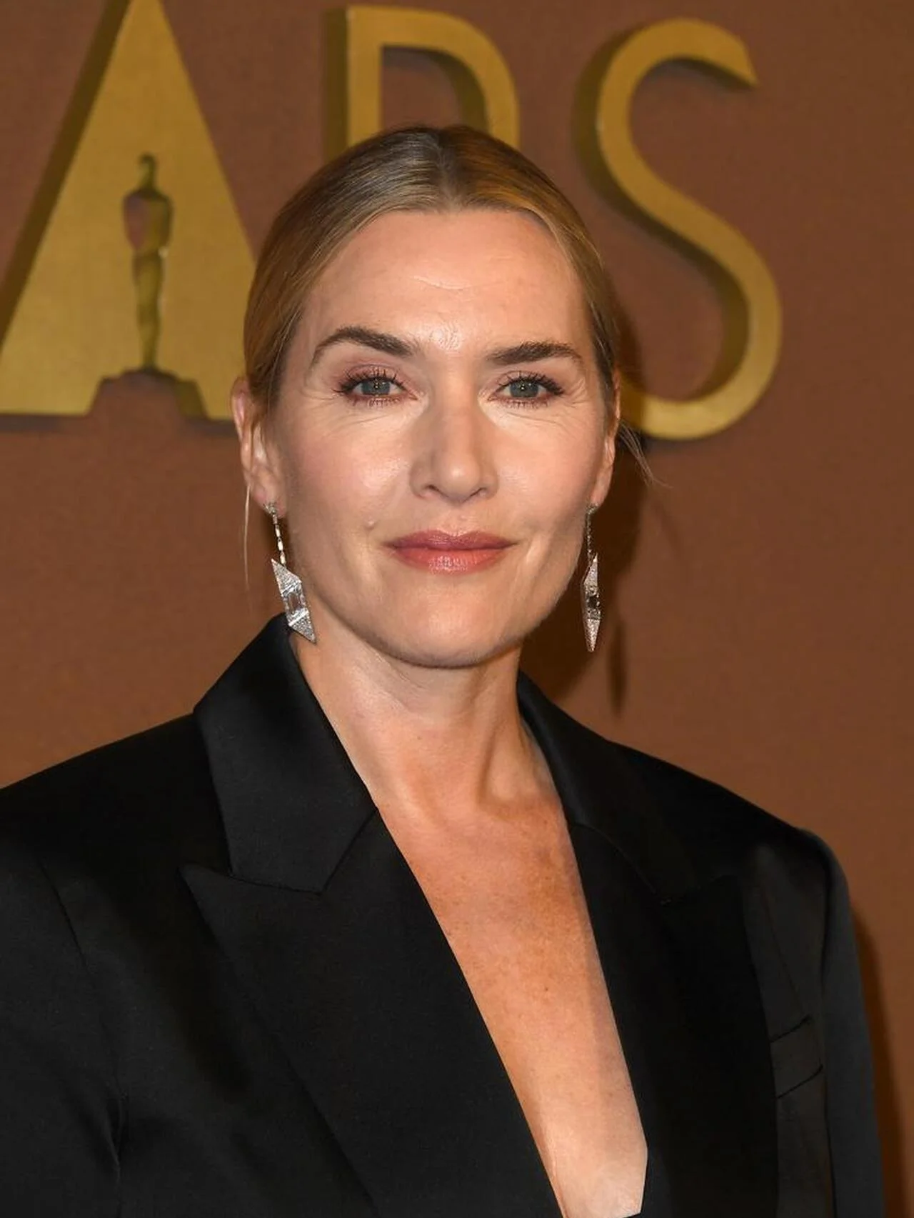 『タイタニック』俳優のケイト・ウィンスレットが美容整形を激しく非難。「人の自尊心が外見に縛られていることが恐ろしい」などと語る