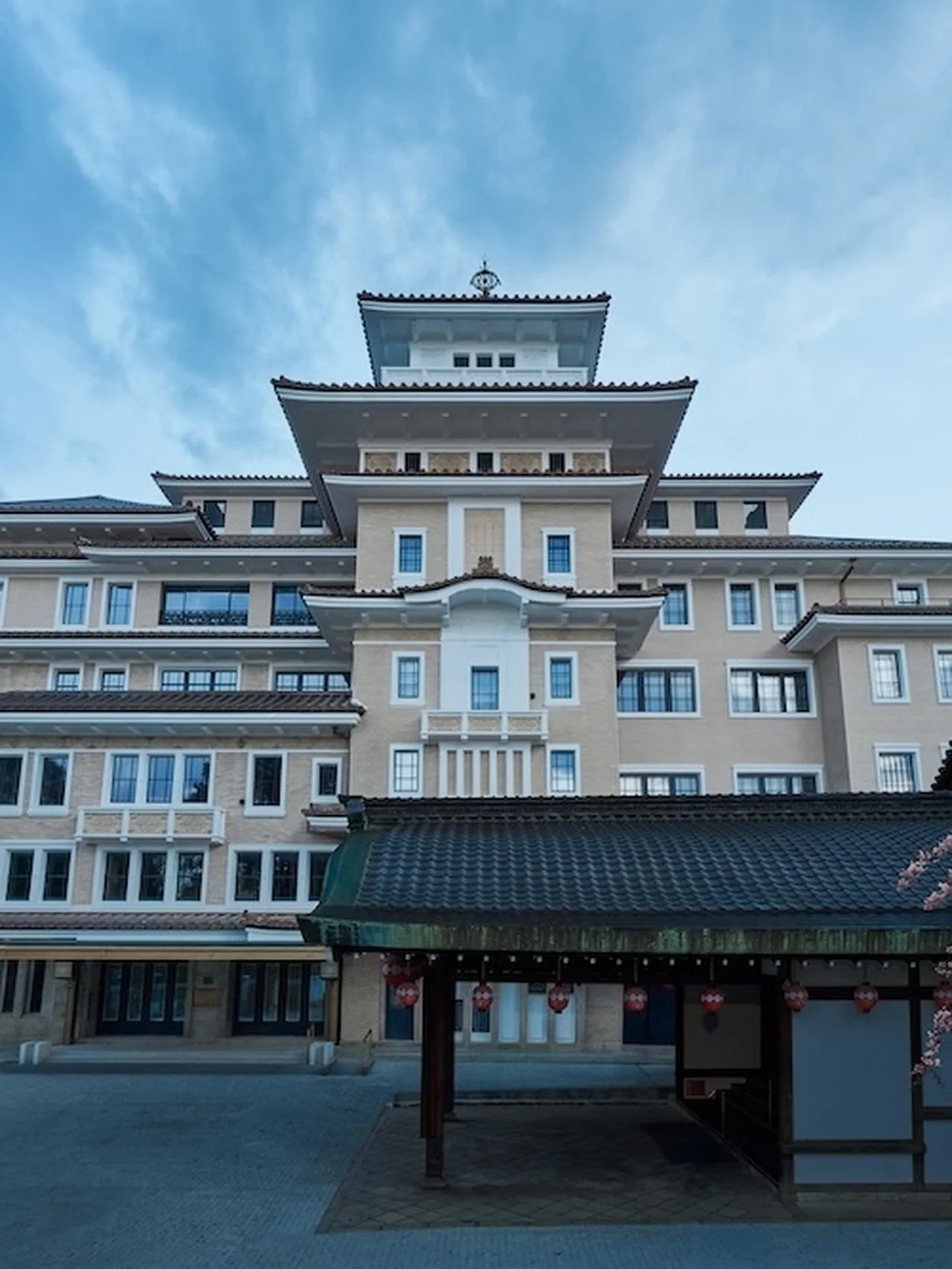 京都・祇園の弥栄会館の建物が全55室のスモールラグジュアリーホテルに。「帝国ホテル 京都」、ついに開業
