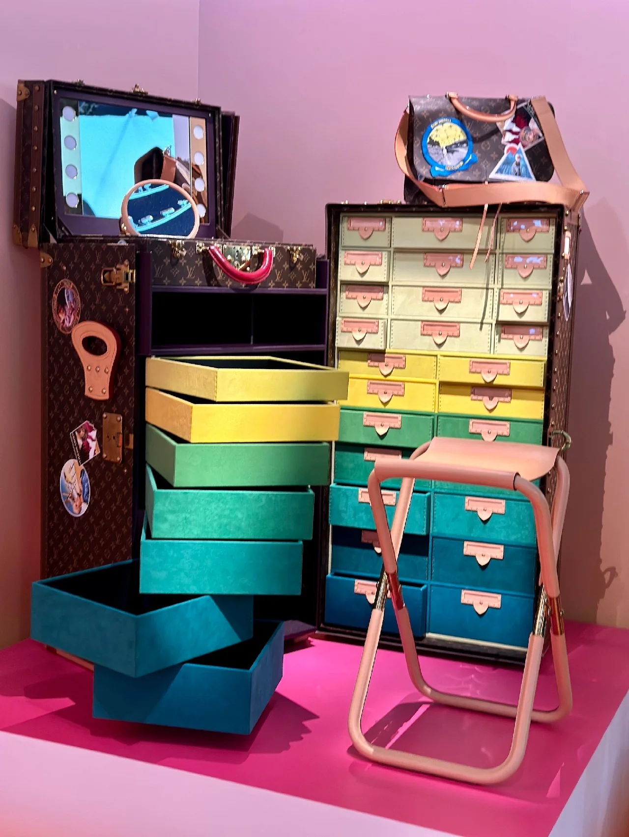 アート・バーゼルからLV Dreamまで。現代アートの手ほどき。