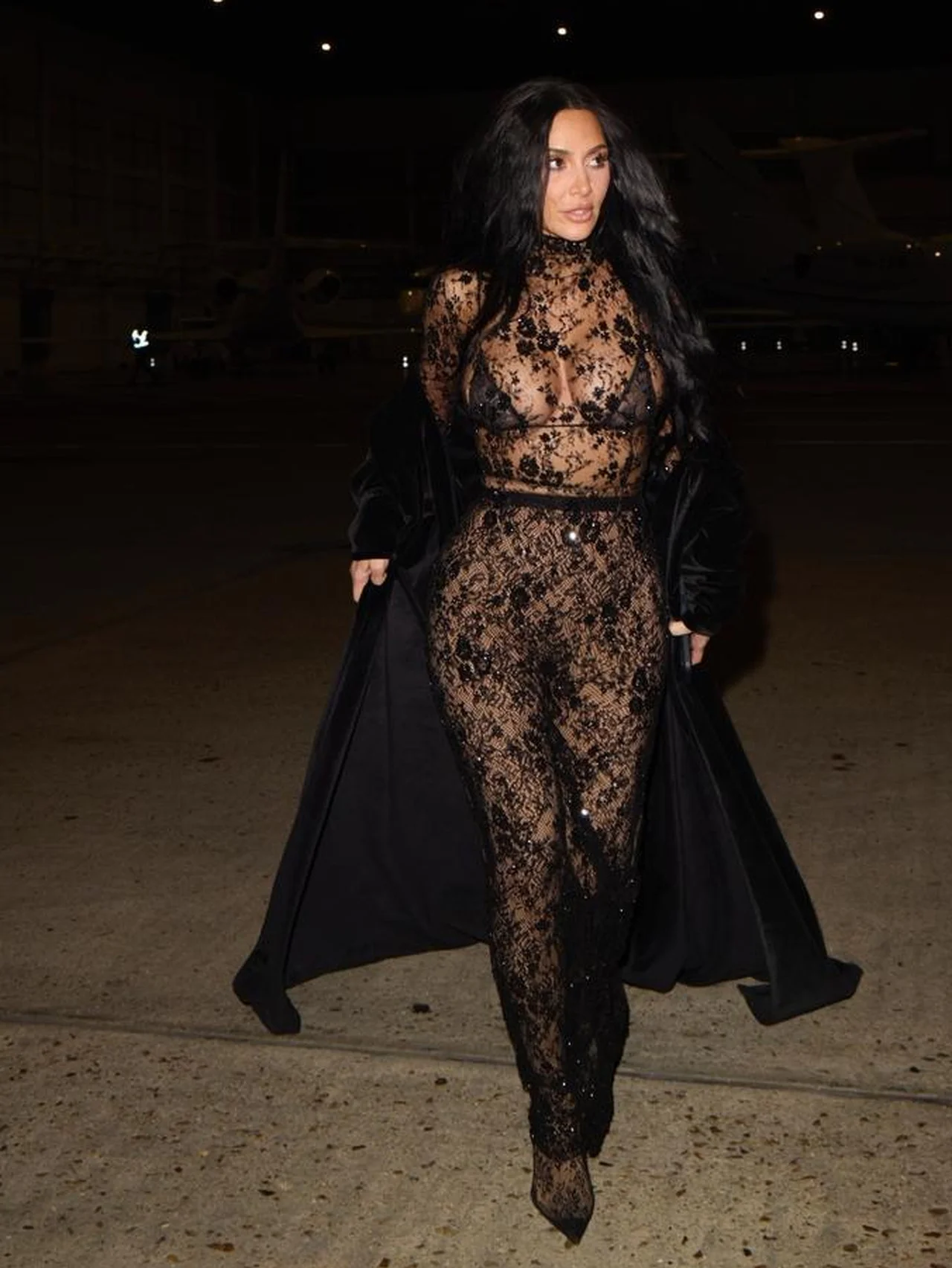 キム・カーダシアンとF1レーサールイス・ハミルトンが熱愛？！イギリスとフランスで極秘デート！ロマンティックな時間を過ごす