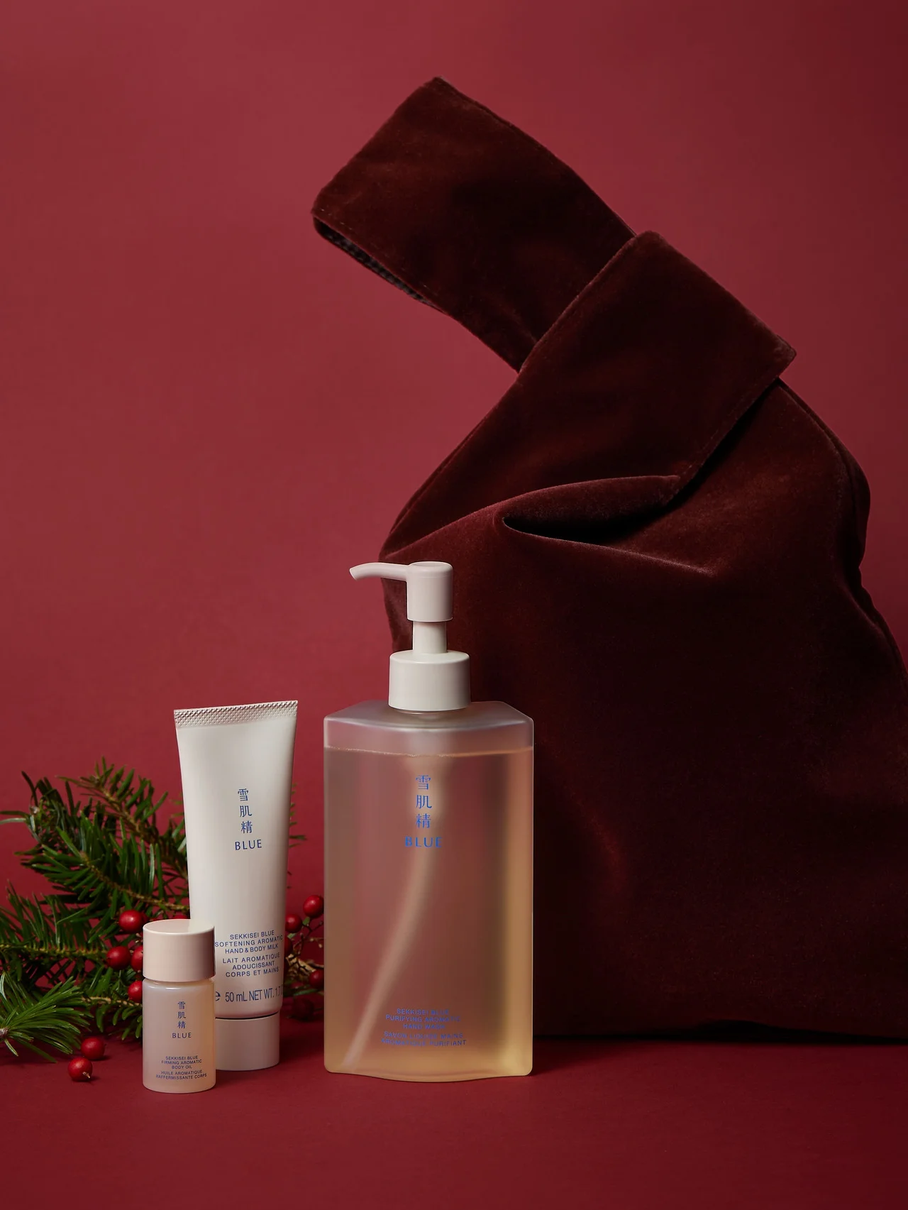 【雪肌精 BLUE】心をゆるめるホリデー限定キット。忙しい年末に、香りと深呼吸のリチュアルを
