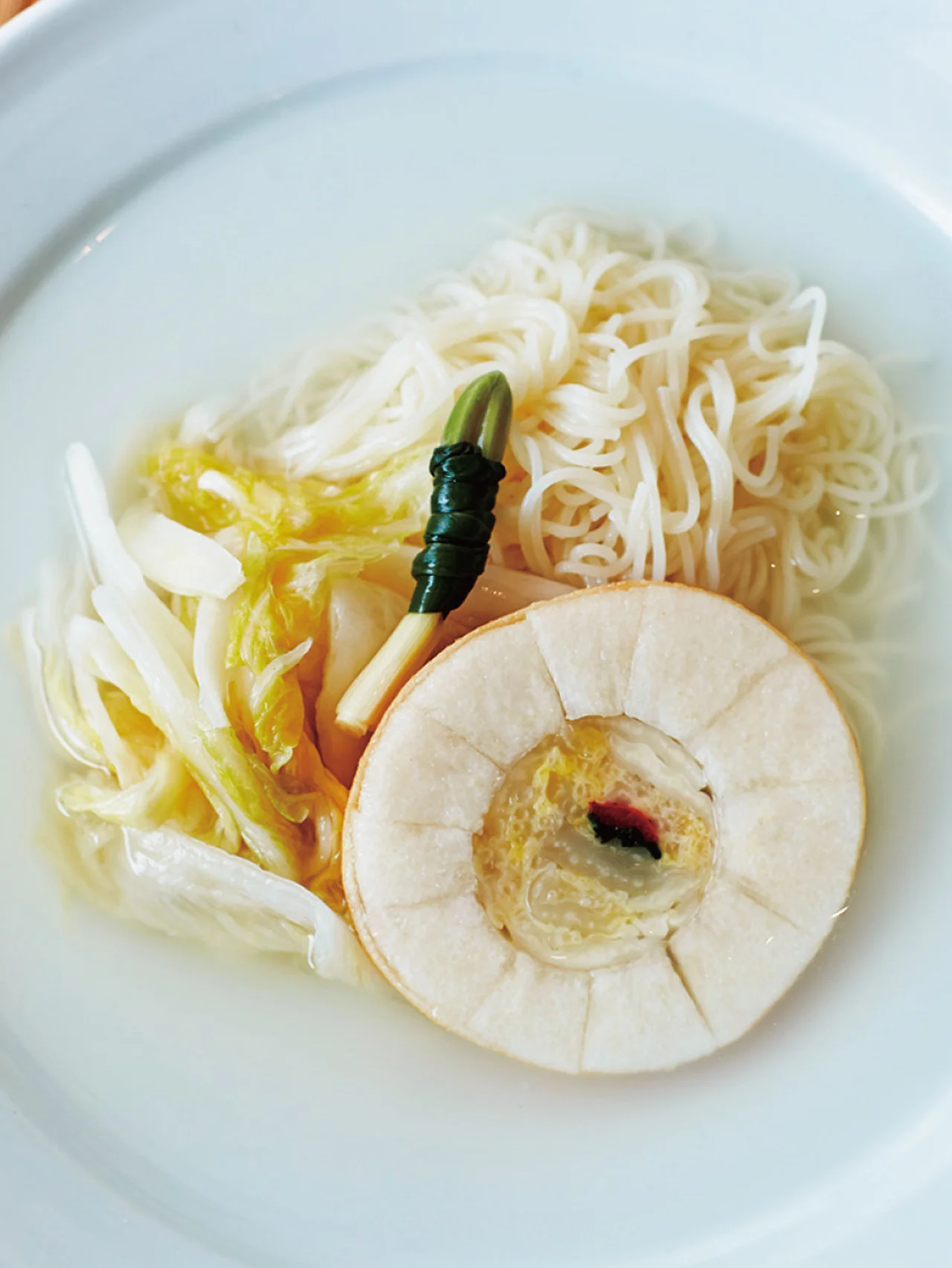 【ソウル旅行・グルメ】体に優しいモダン韓定食。伝統食を、居心地よくユニークな空間で 