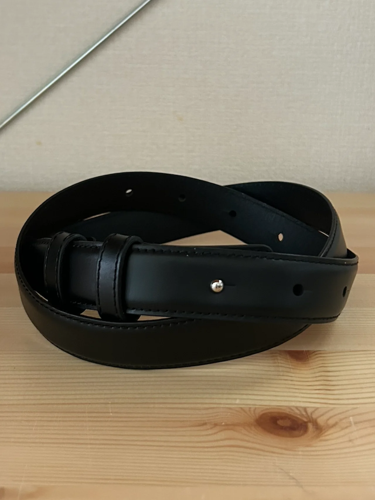 【ユニクロ：シー（UNIQLO : C）】のレザーベルトがヘビロテの予感です