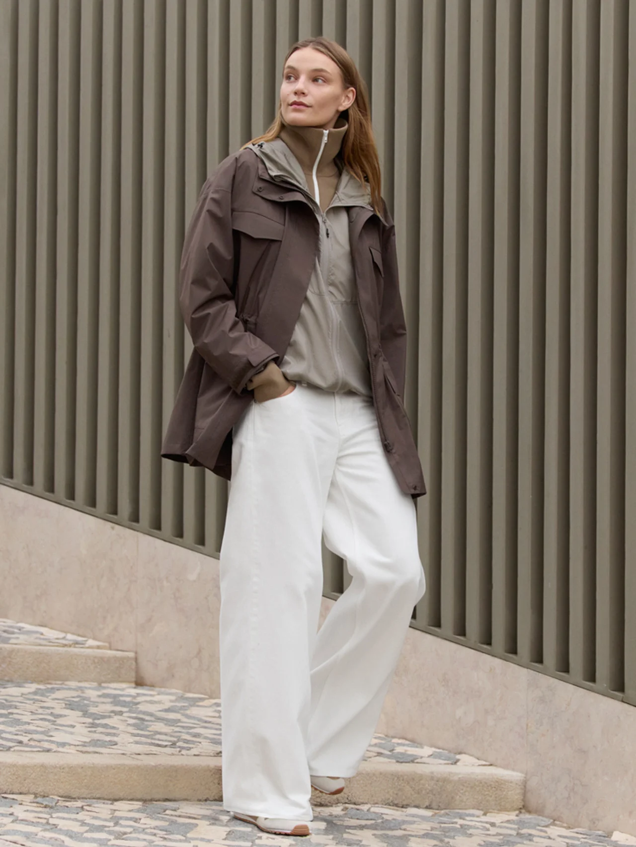 【ユニクロ：シー】2026年春夏コレクションで注目のアイテムは？ ニットTやシャツ他、アクセサリーも充実〈全アイテム掲載〉