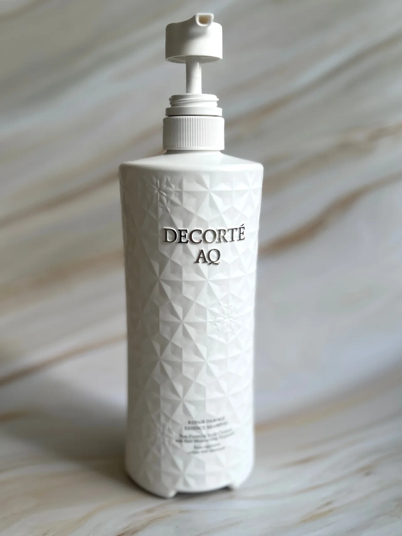 【コスメデコルテ】冬でも乾燥知らず！ 潤いヘアの必需品【Vivorka】