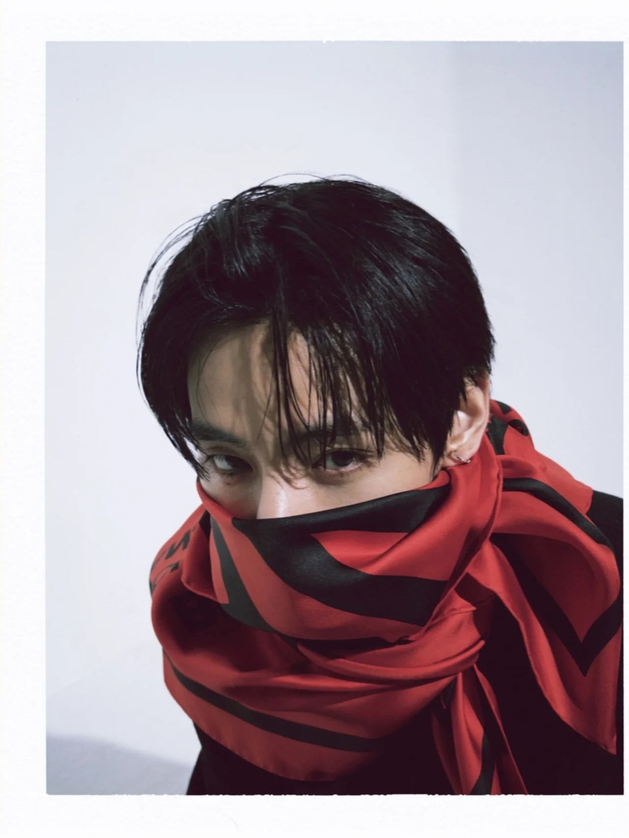 #BTS #V を捉えた14枚のビジュアルが公開！ セリーヌの2026-27年秋冬コレクション