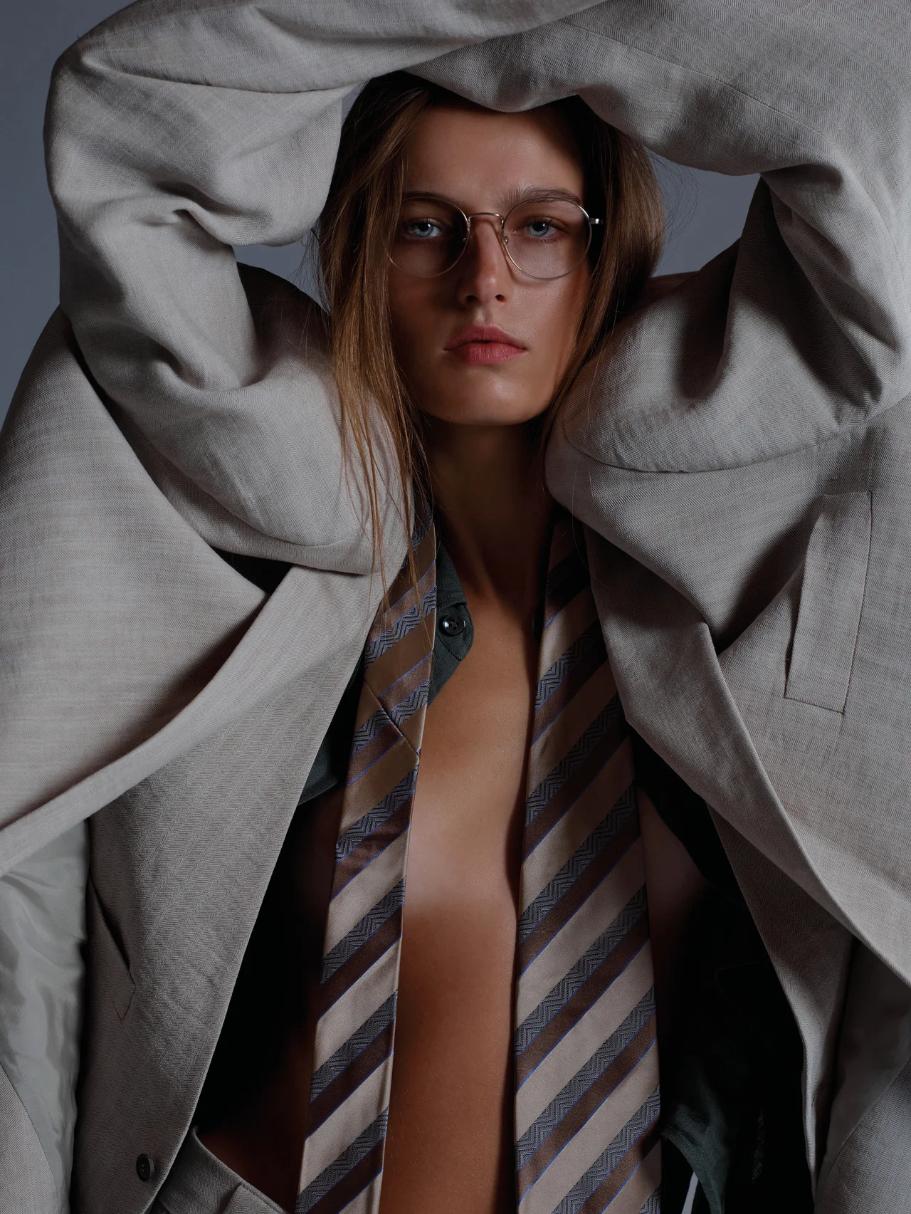 【アルマーニ】の「ARMANI/Archivio」第2章が始動。忠実に再現されたアーカイブルックが復刻