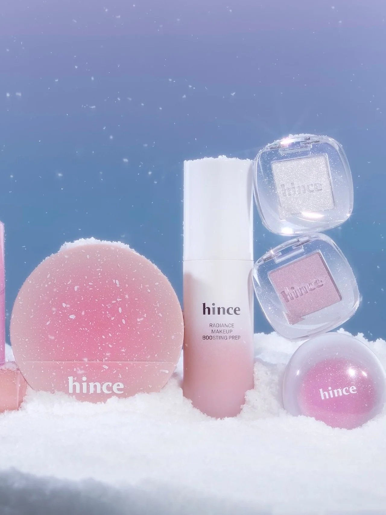 冬の光をまとう【hince】ホリデーコレクションが到着。「スノーフラワー」でムードのある表情に