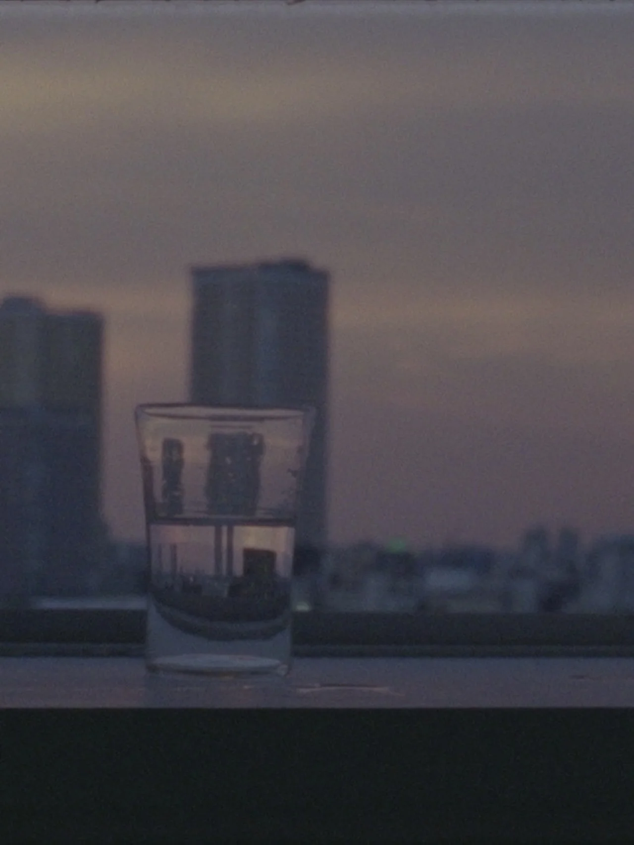 【エンダースキーマ】のギャラリー「隙間」にて、蓮沼執太と灰野敬二の展覧会「う　　　　　　た」開催