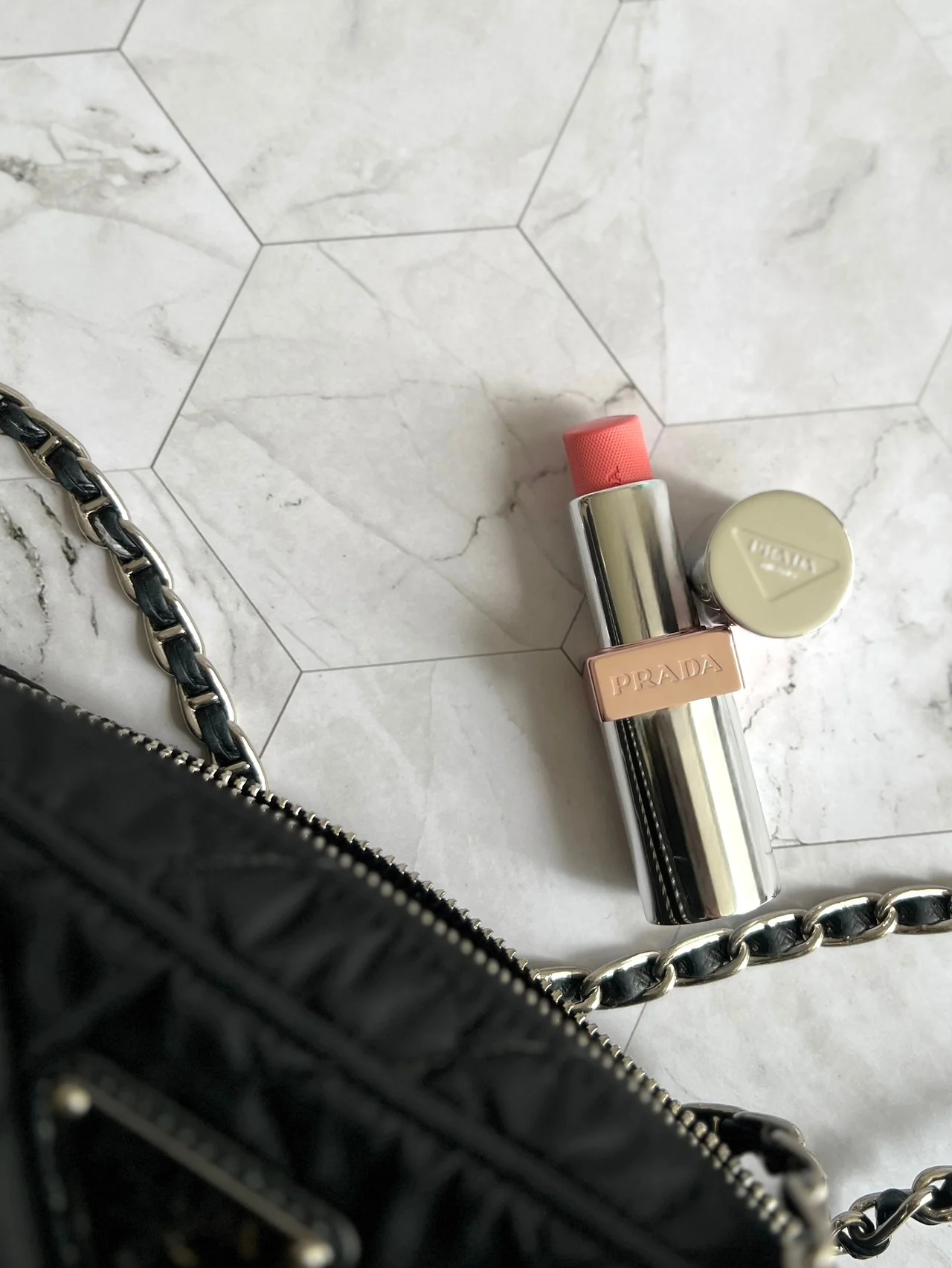 【シャネル】【プラダ】無類のリップ好きが心酔する、バームリップ【YSL】【ゲラン】