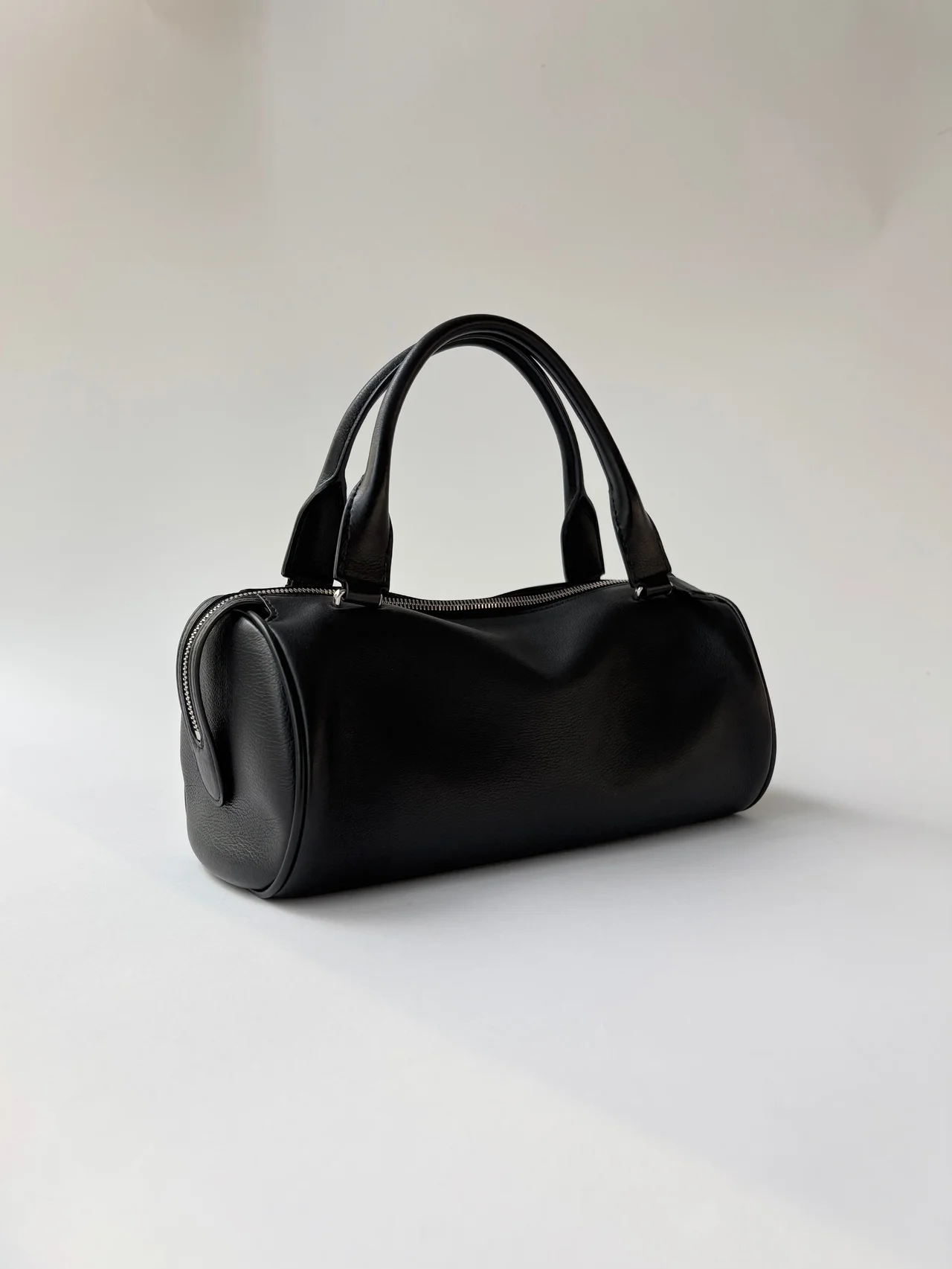 【The Row（ザ・ロウ）】のバッグはやっぱり名品だった！ 持つたびに惚れ直す「Edith」との出合い