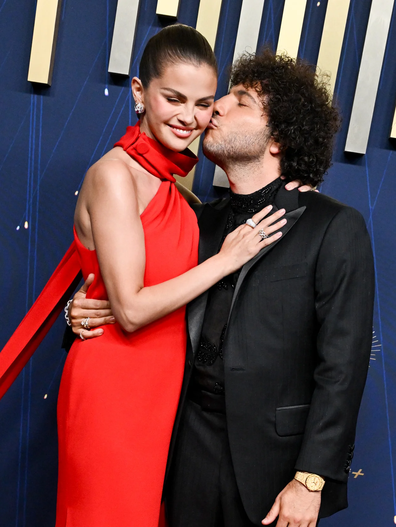 セレーナ・ゴメス＆ベニー・ブランコが結婚！ スピーチを行った親友のテイラー・スウィフト、エド・シーラン、パリス・ヒルトンら豪華な顔ぶれが式に集結