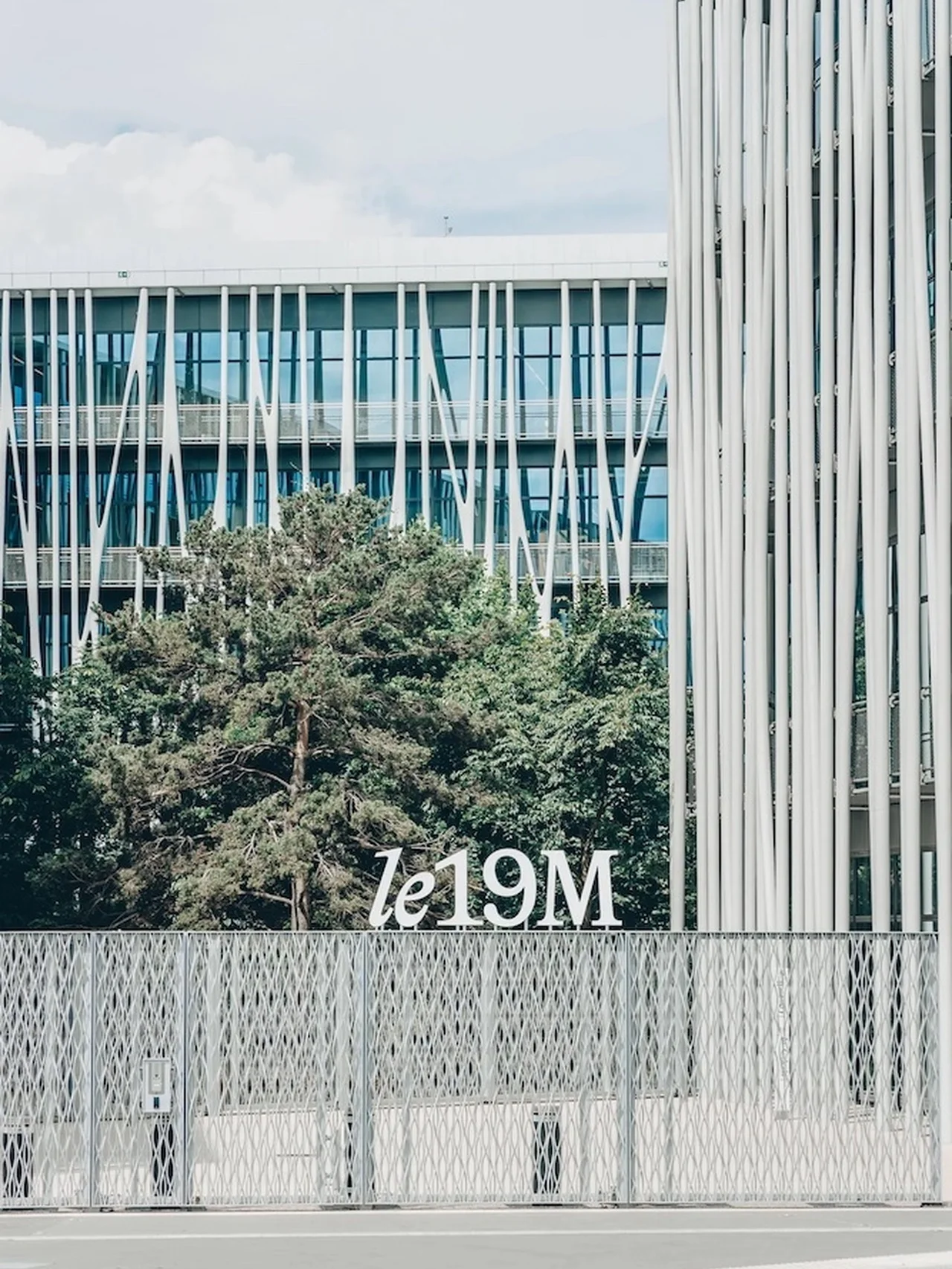 【シャネル】の誇るle19Mが東京に上陸。企画展「CHANEL presents la Galerie du 19M Tokyo」の開催が決定！