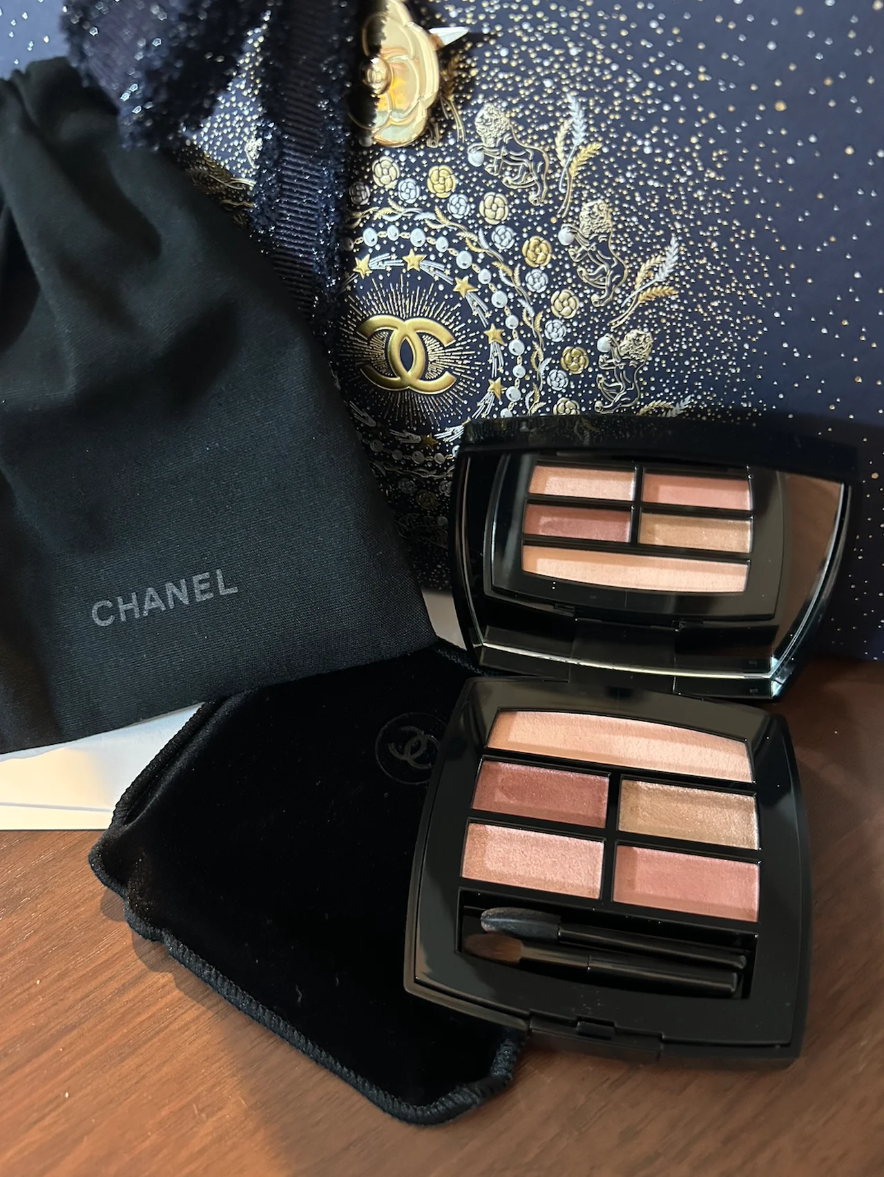 2025年最後のご褒美は【シャネル】のパレットに決まり。駆け込みホリデーギフトにも！