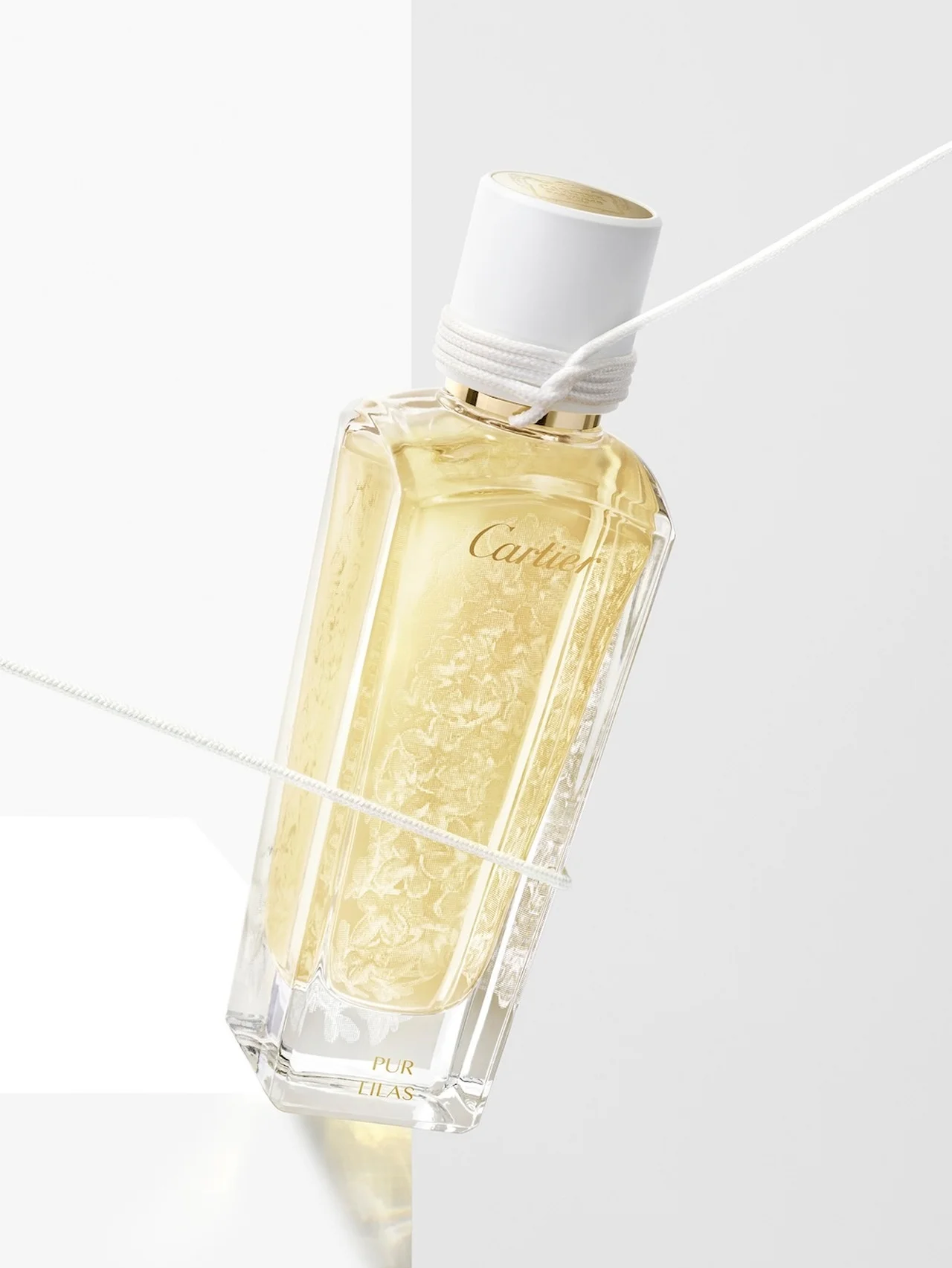【カルティエ】最新フレグランス「ピュール リラ」。ホワイトライラックをイメージした晴れやかな香り