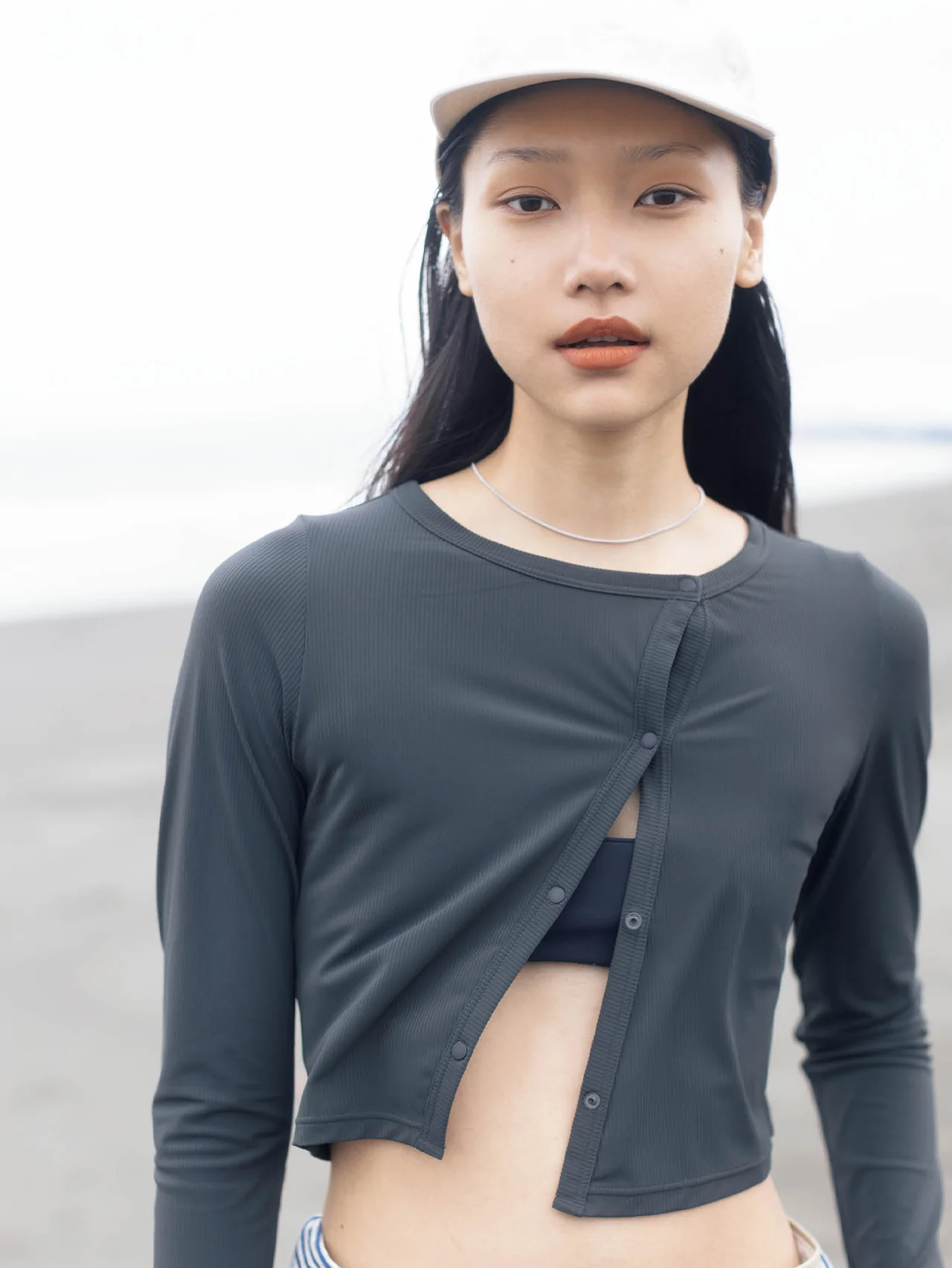 日常でもリゾートでも頼れる！ スピードブレスの水陸両用UVケア機能カーディガン