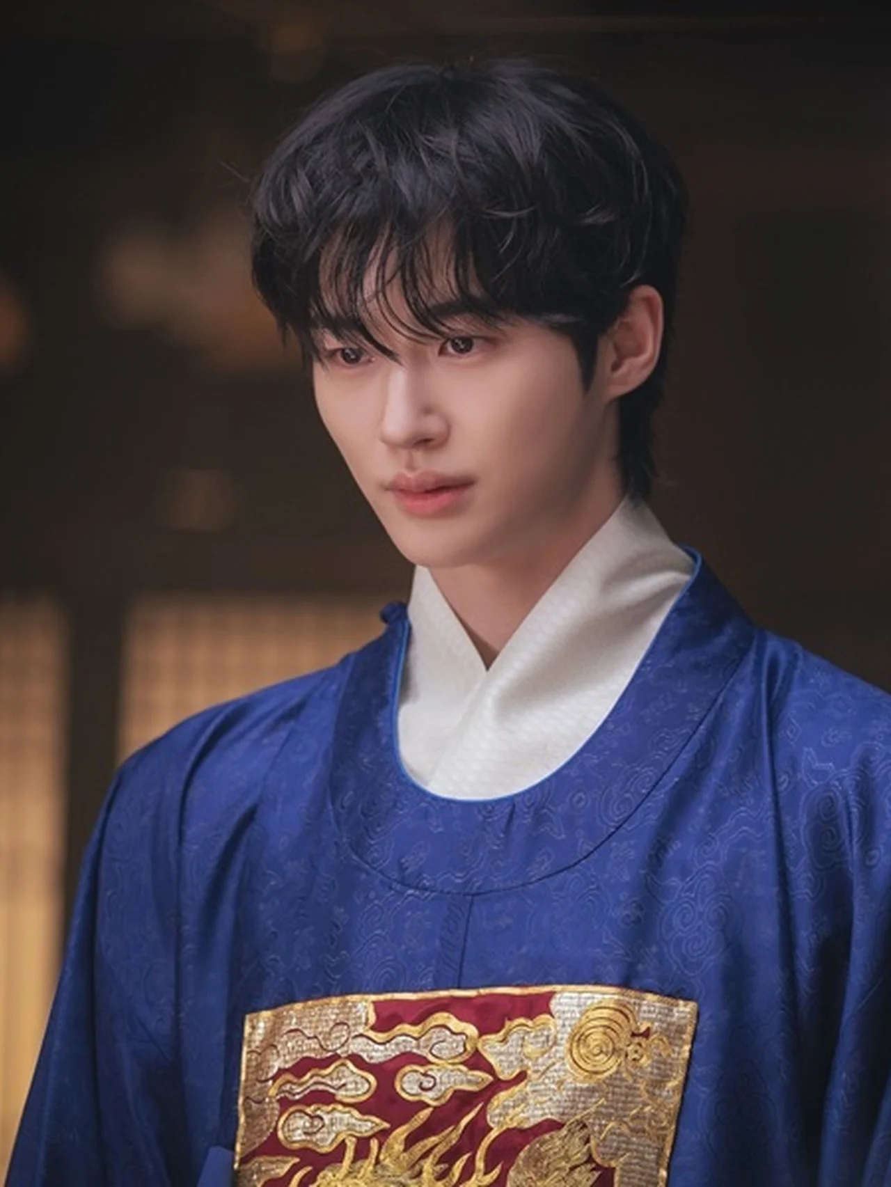 ビョン・ウソク×IUの韓国ドラマ最新作　現代に王室が続いていたら？  話題のロマンス・コメディ