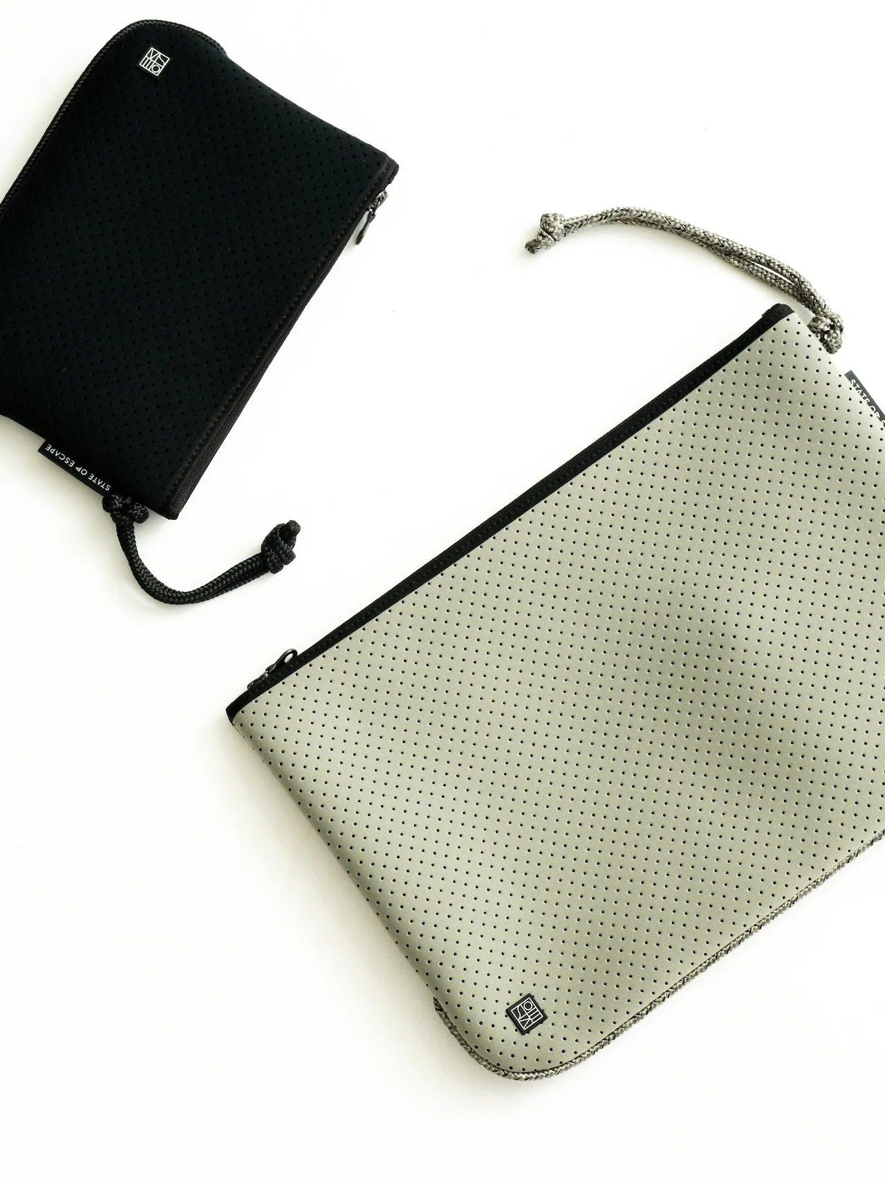 【ステート オブ エスケープ】から、日常にも旅行にも活躍するブランド初のポーチが登場！ 