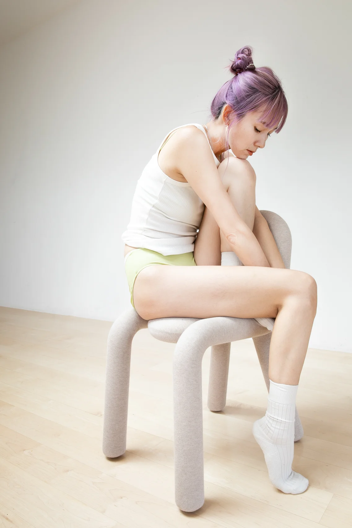 肌を美しくみせる透け感がキーワード。【エミリーウィーク】とヘアメイクアップアーティスト【三苫愛】のコラボアイテムが発売