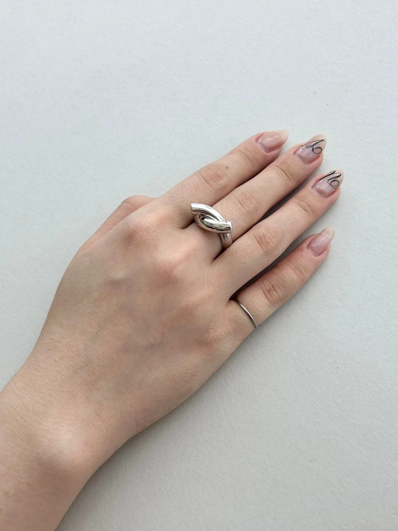 おしゃれな人から「それどこの？」と聞かれる、Josephine Studioのリングです
