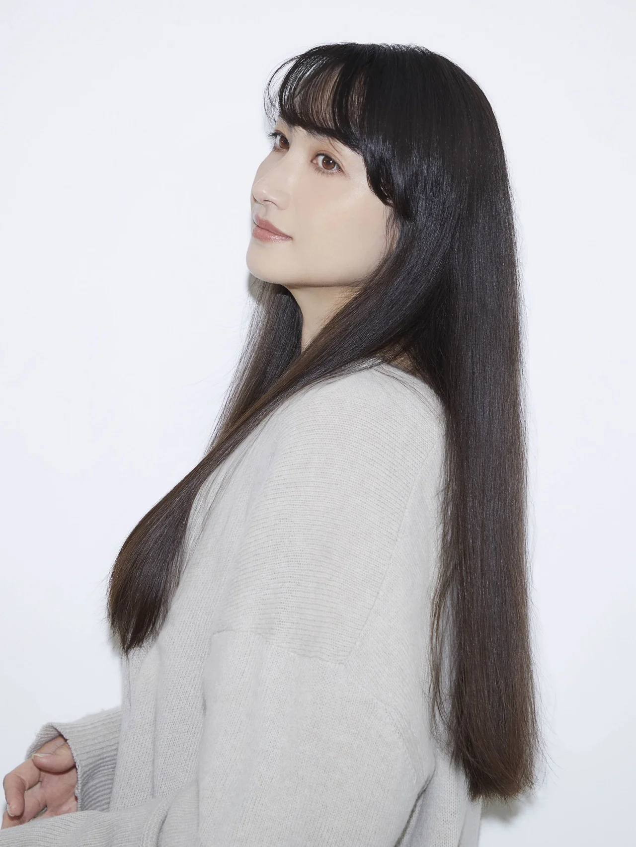 【香椎由宇】ショートヘアへの大胆変身に『シュプールTV』が密着。新たなスタイルで掴む未来とは？