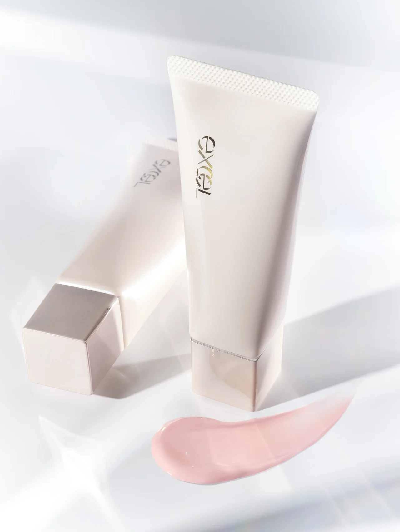 【エクセル】青みピンクで澄み肌へ。オールインワン下地に新色登場！