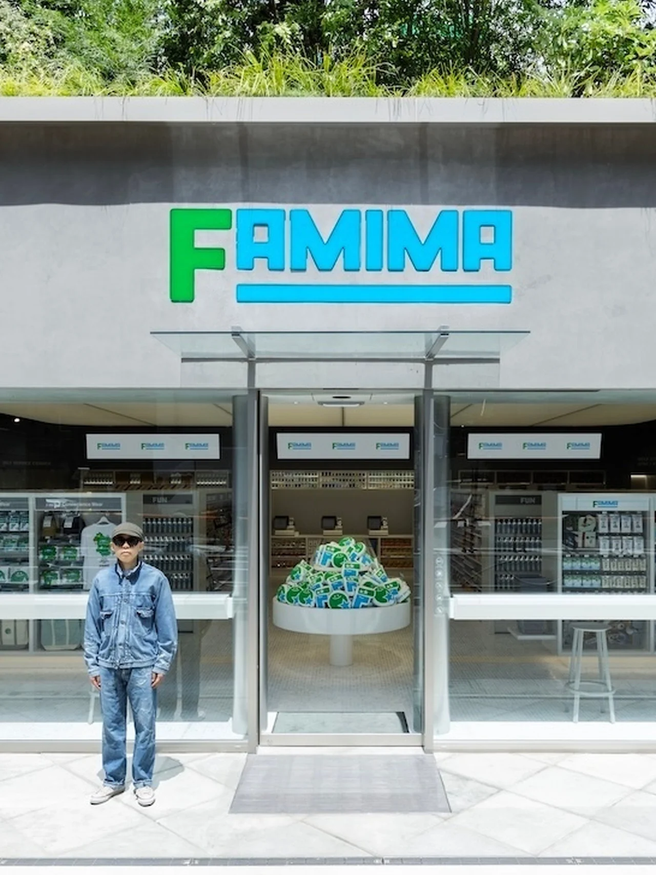 NIGO®とのタッグで“次のコンビニ”を形に。「FAMIMA PARK AZABUDAI」が東京・麻布台にオープン