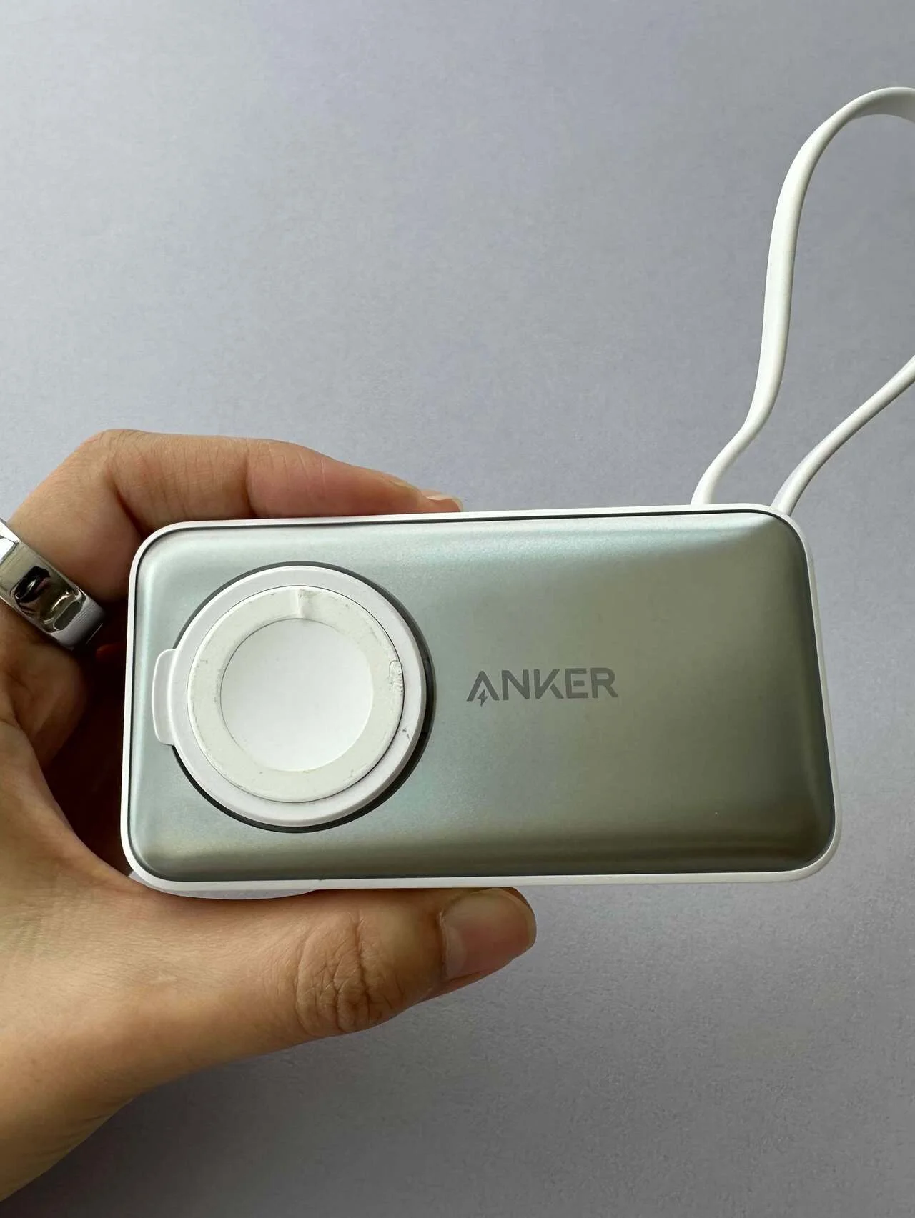 【アンカー（Anker）】モバイルバッテリーの最適解！ Apple Watchも充電できて、ケーブルいらず #深夜のこっそり話 #2202