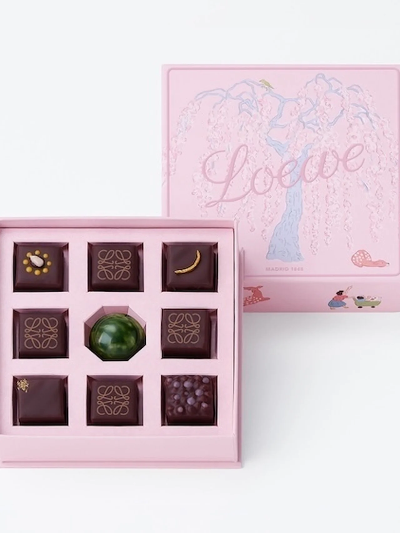 美麗パッケージにもうっとり！ 4つの人気ファッションブランドのチョコレート＆スイーツギフトが勢揃い【バレンタイン2026】