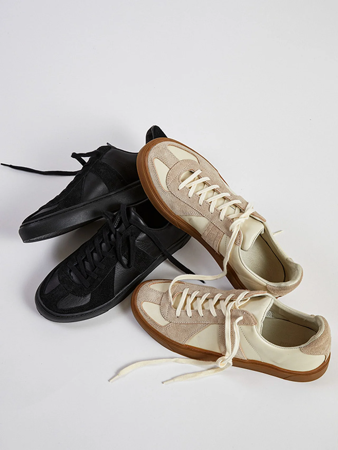 【シンゾーン】から新春の初売りアイテムが登場！ 【ジャーマントレーナー】のシックな別注カラー&ミッキーTシャツ