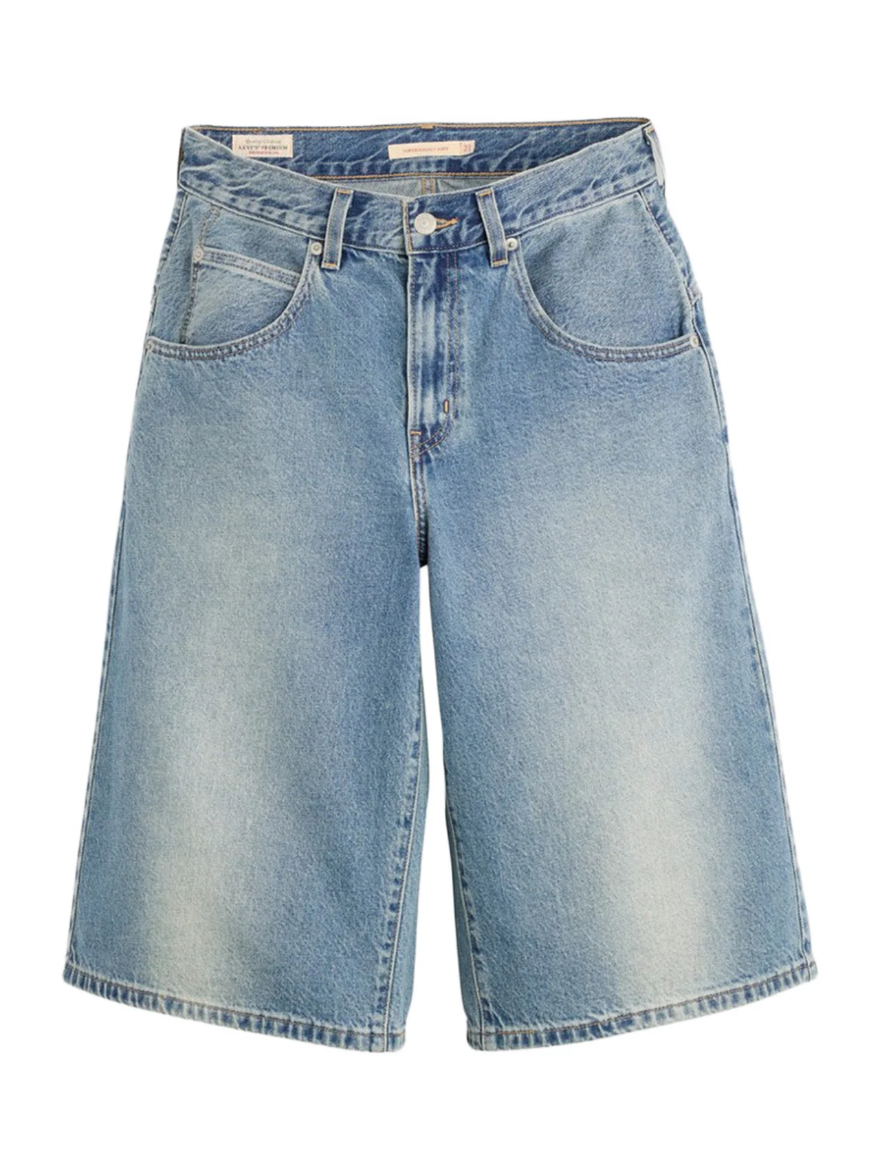 膝下丈だからトライしやすい、【リーバイス®︎】のハーフパンツ vol.1381