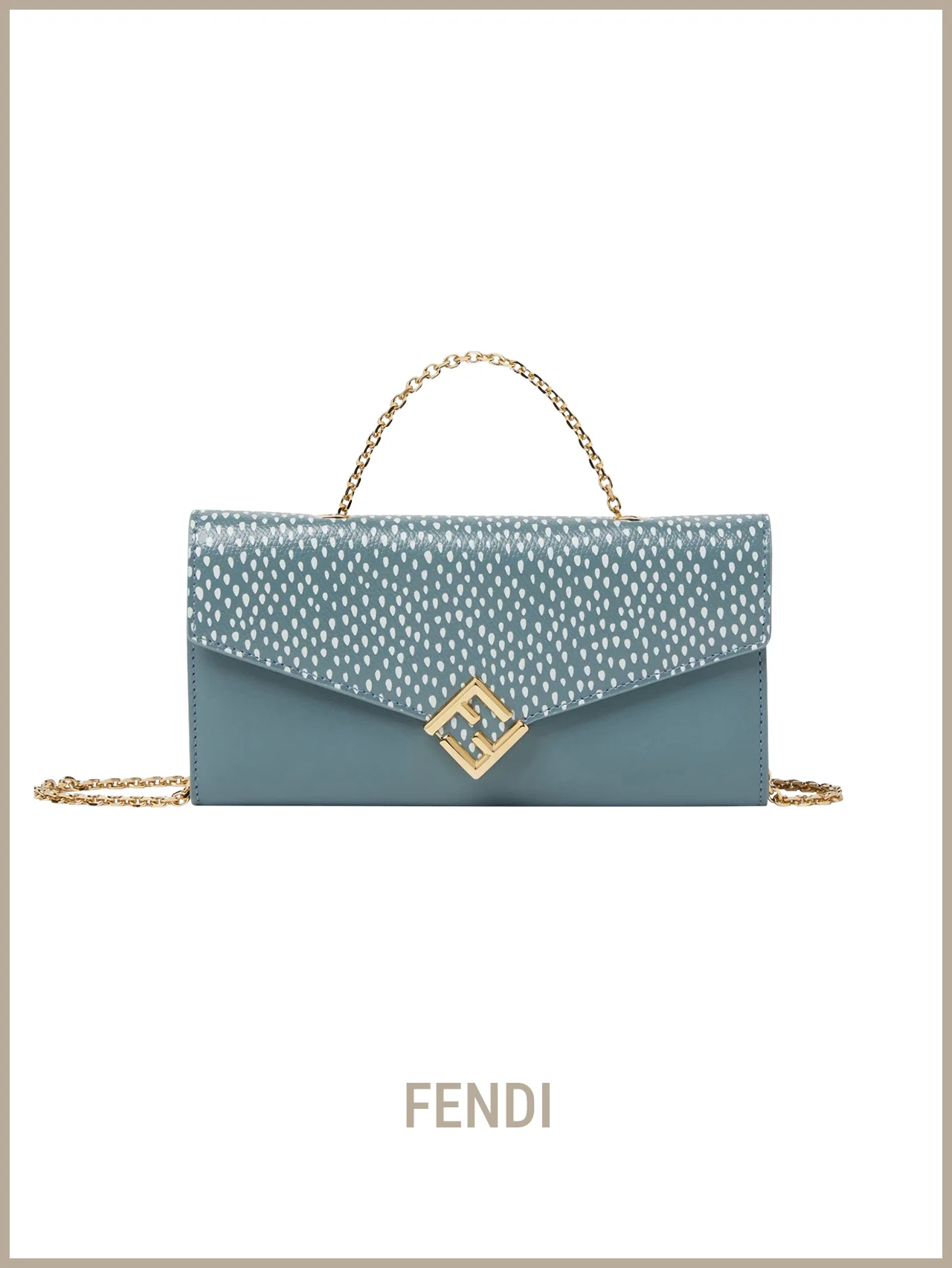 【フェンディ】の財布。爽やかなマーキュリーブルーに大人の遊び心を薫らせて