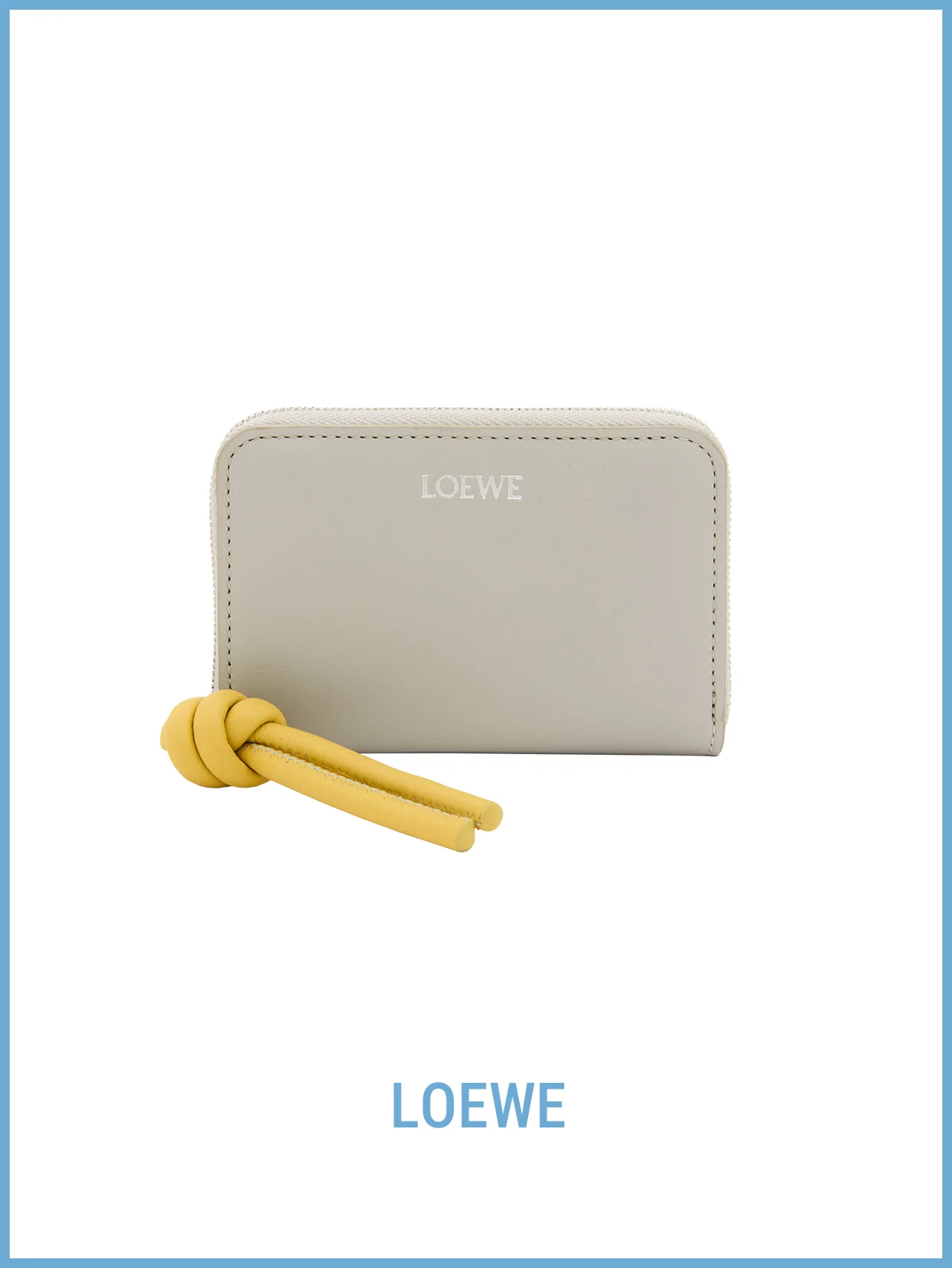 【ロエベ】の財布。持つだけで品を添えてくれる、グレイッシュカラー