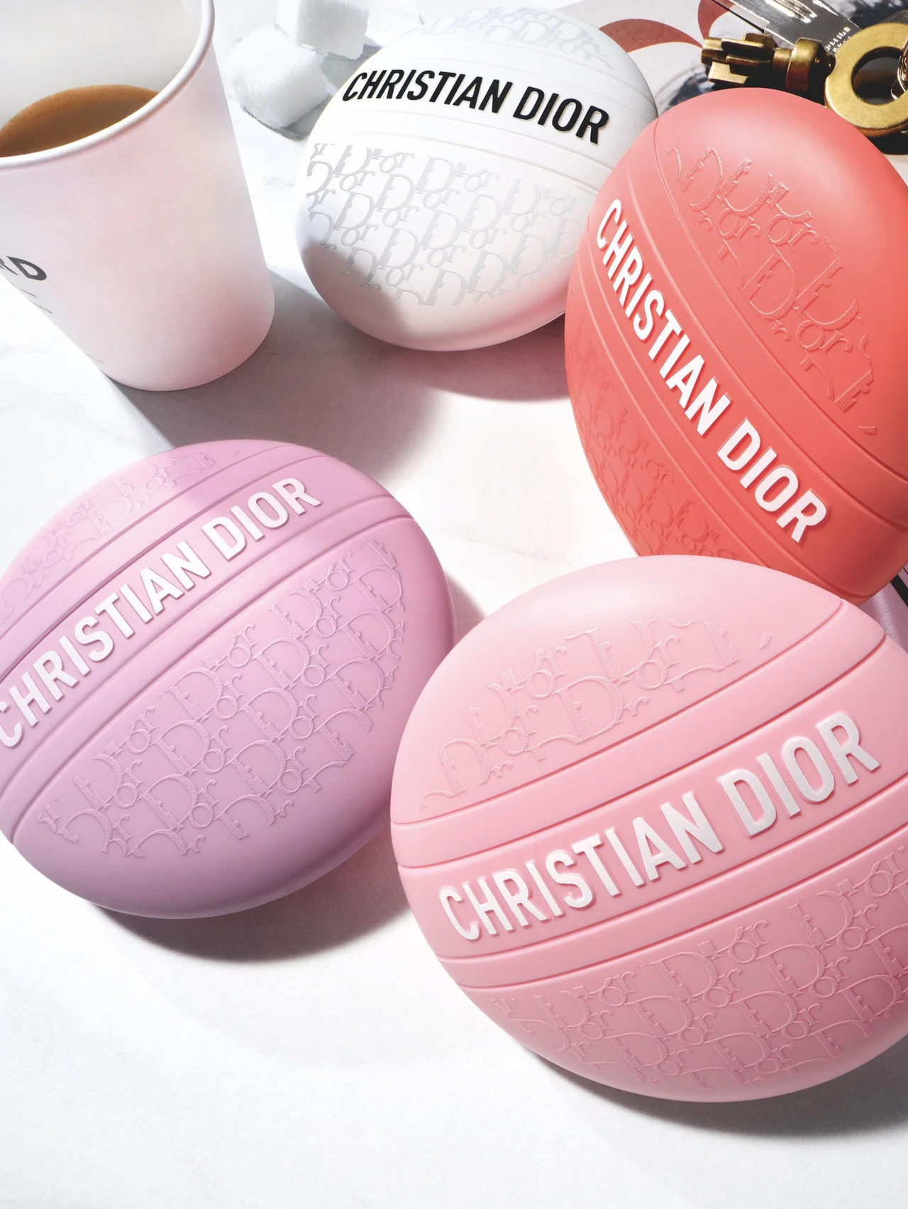 【ディオール】持ち歩きたくなるマルチクリーム、「ル ボーム」が限定デザインに