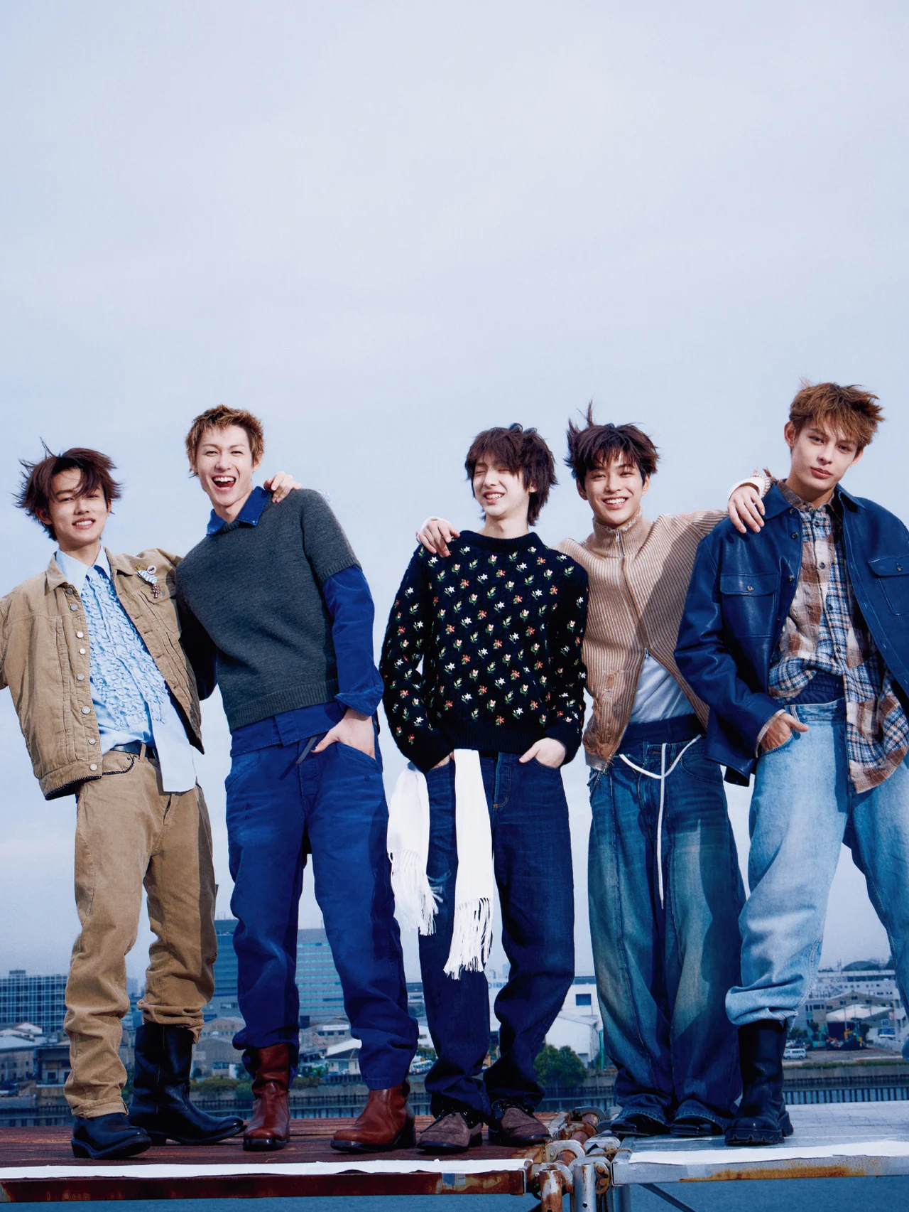 【CORTIS（コルティス）】新時代を切り拓く5人にインタビュー！ メンバーそれぞれを一言で表すと？