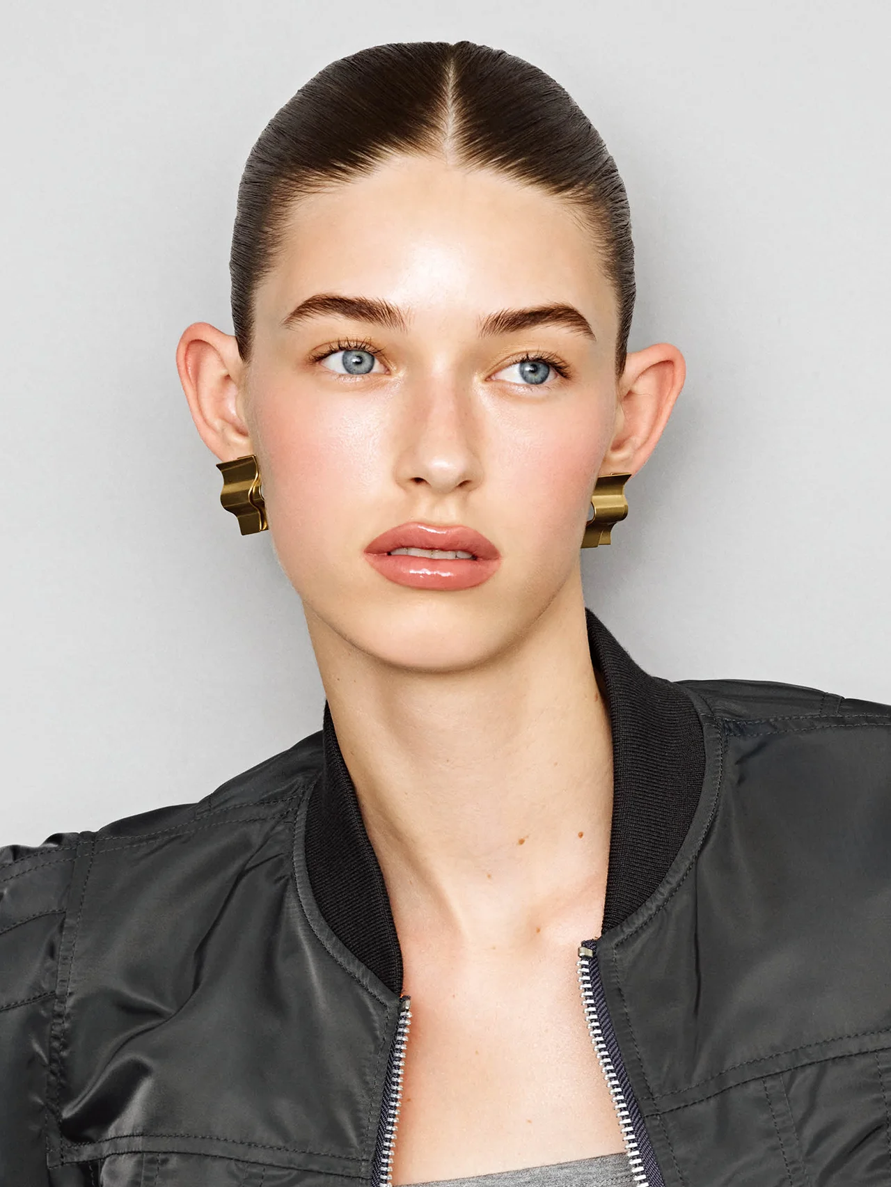 【ADDICTION】ザ リップグロスで、【ヘイリー・ビーバー】のヘルシーなリップをオマージュ！ 