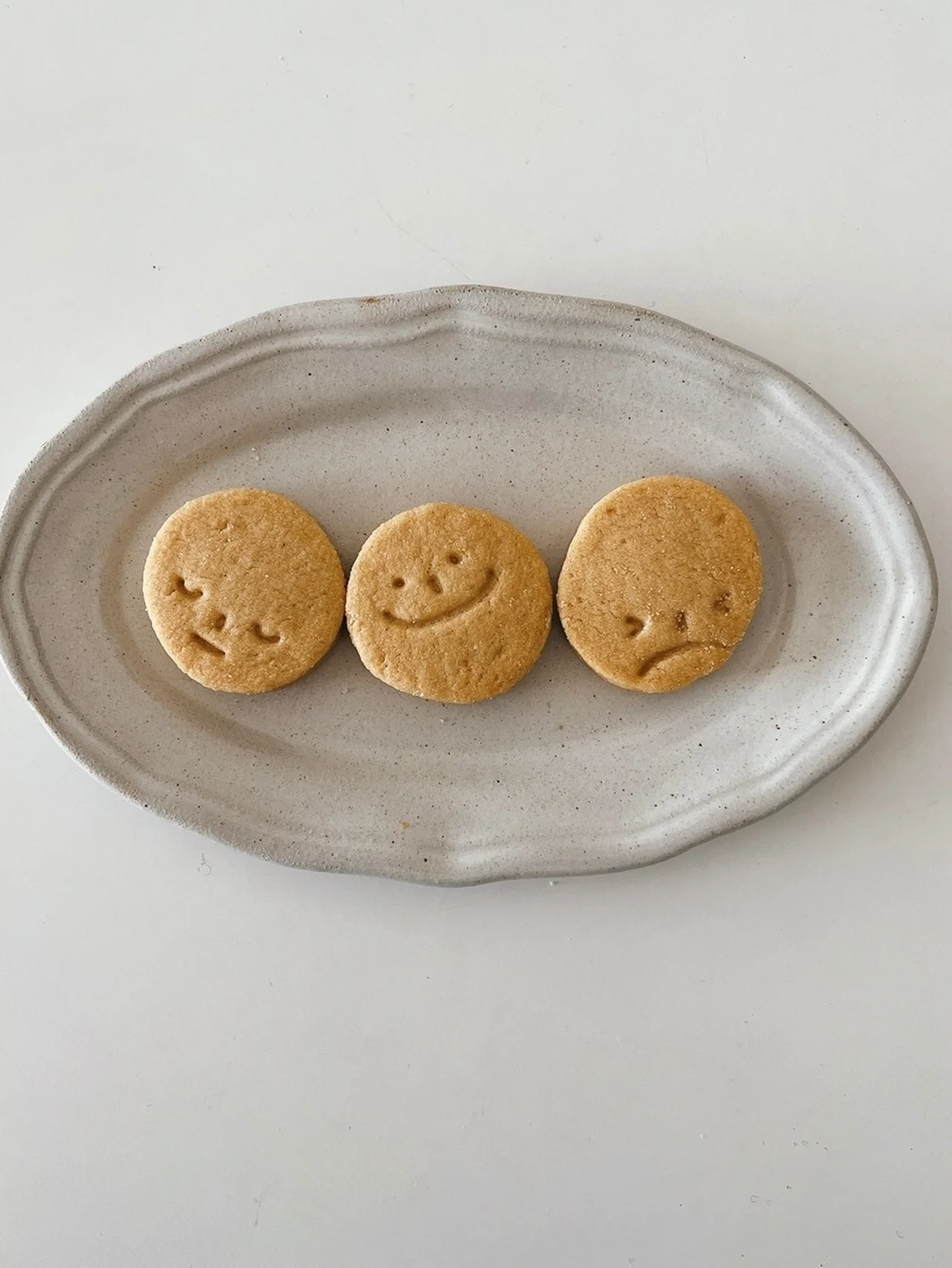 やさしさに包まれる。癒しの顔クッキー！【茎工房｜こどものおやつ】