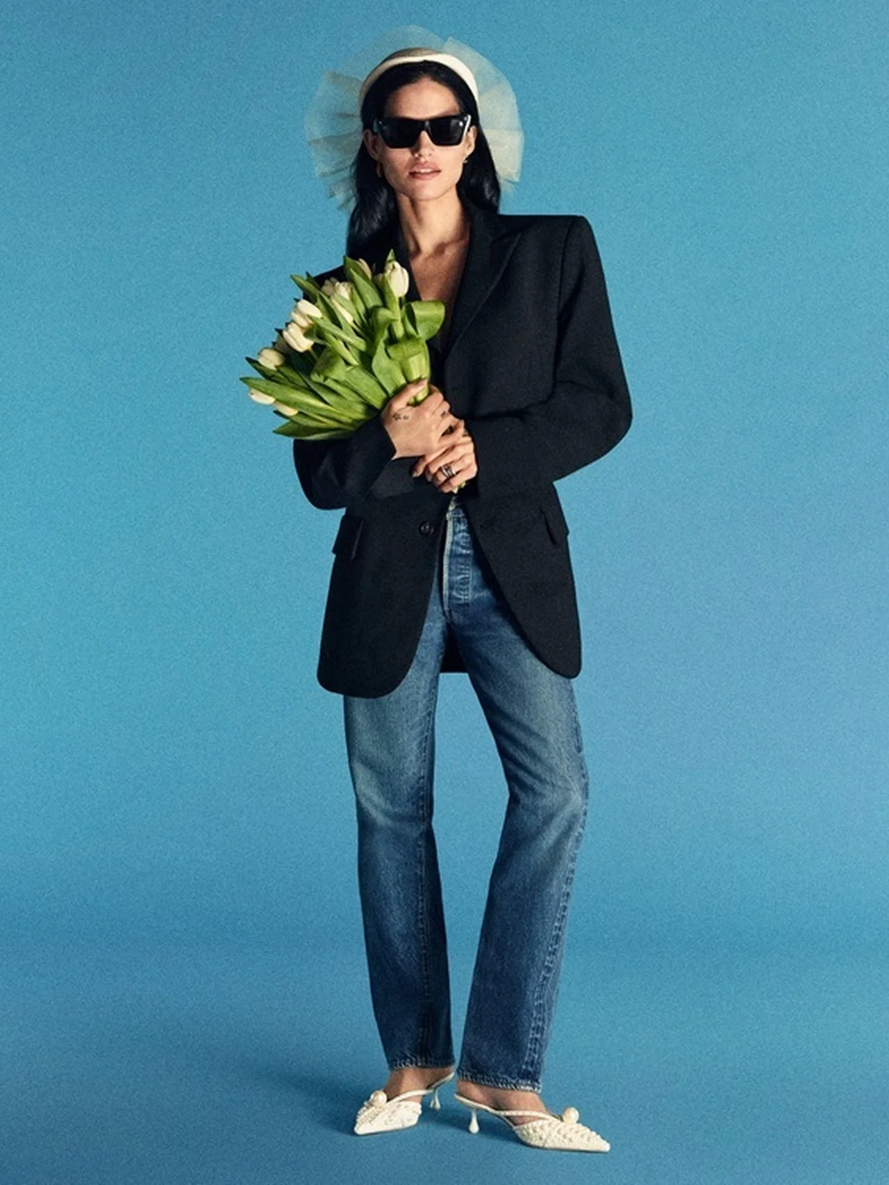 【ジミー チュウ】婚約中のモデル兼ミュージシャンのガブリエットが主役！ 2026ブライダルキャンペーンのビジュアルを公開