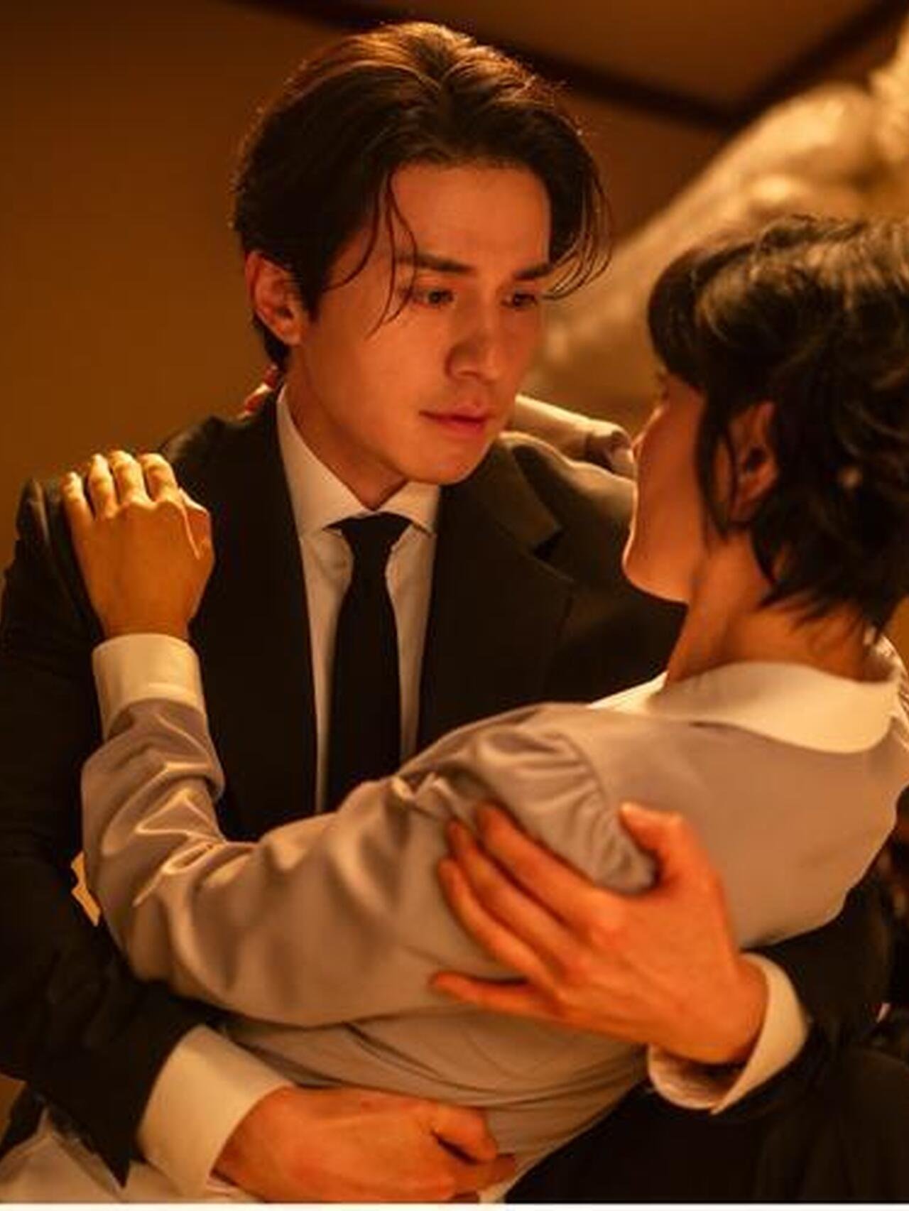 イ・ドンウク主演『殺し屋たちの店2』の現場潜入！ オールバック姿の岡田将生＆玄理参戦、進化したアクションなど、韓国取材レポート
