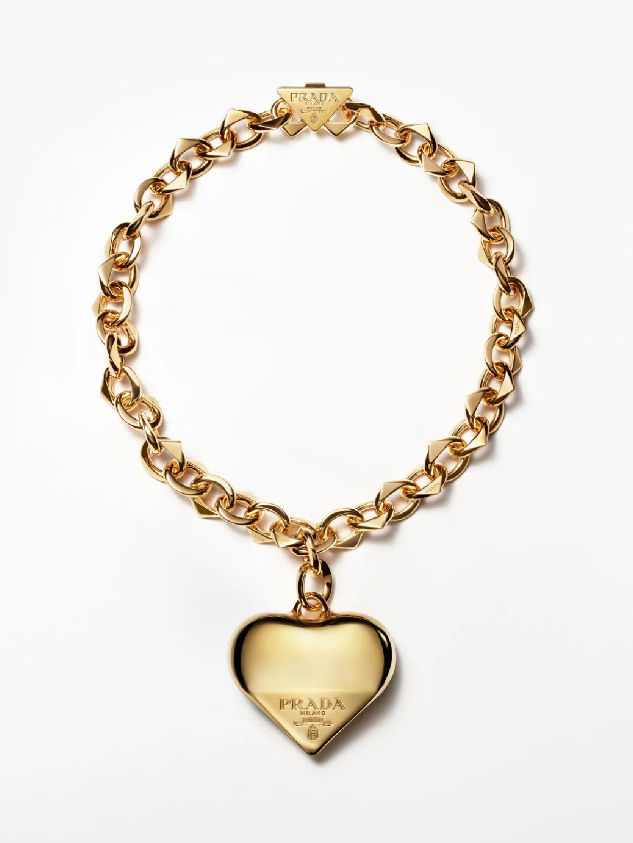 100%リサイクルゴールドを使用、プラダがファインジュエリーコレクションを発表