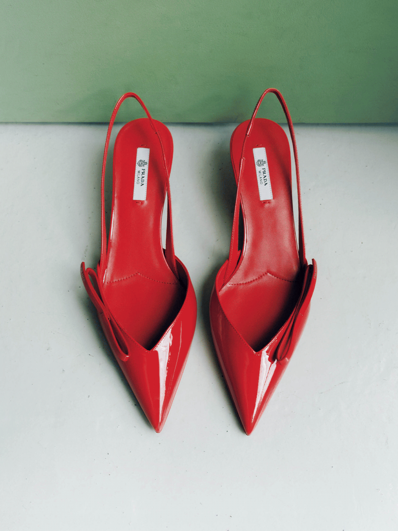 新時代を象徴する【名作シューズ】４選。プラダ、セリーヌetc.