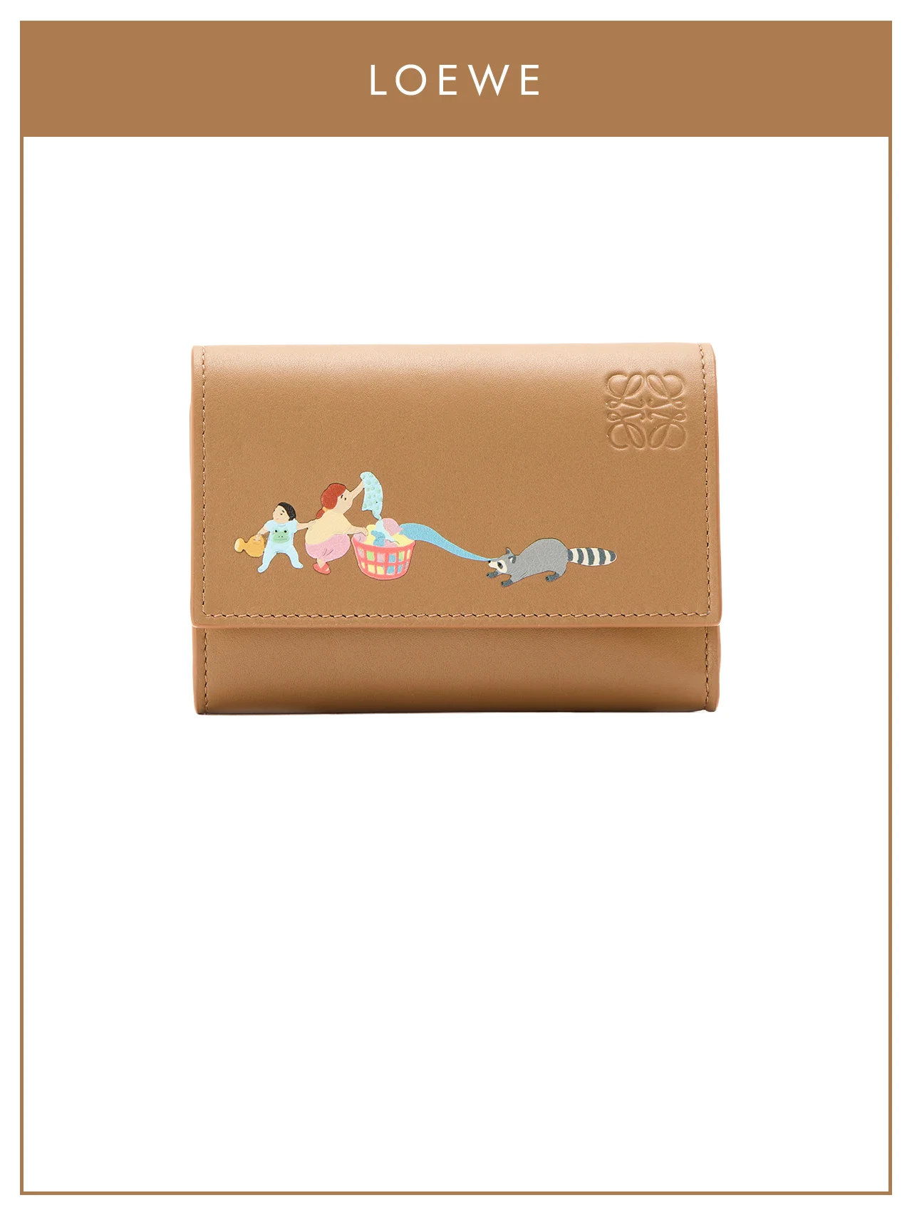 【ロエベ】の三つ折り財布。日本限定！ 京都の職人技が宿る、「スナ・フジタ」のドリーミーな世界観