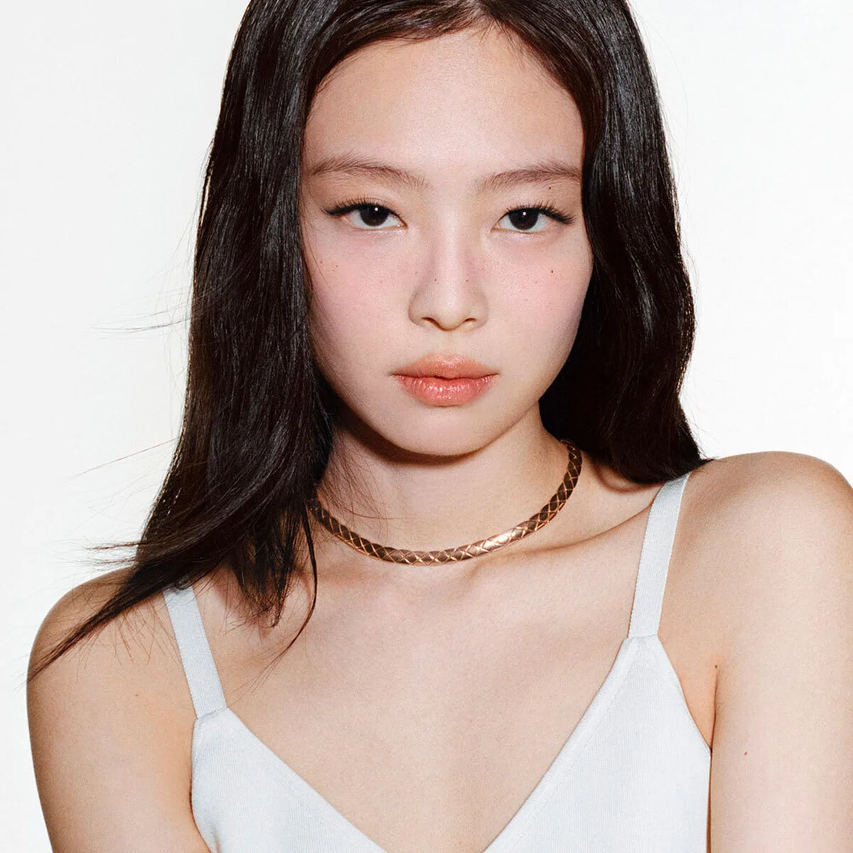 【シャネル】「ココ クラッシュ」からチョーカーなどの新作ジュエリーが登場！ キャンペーンにはジェニーらが出演