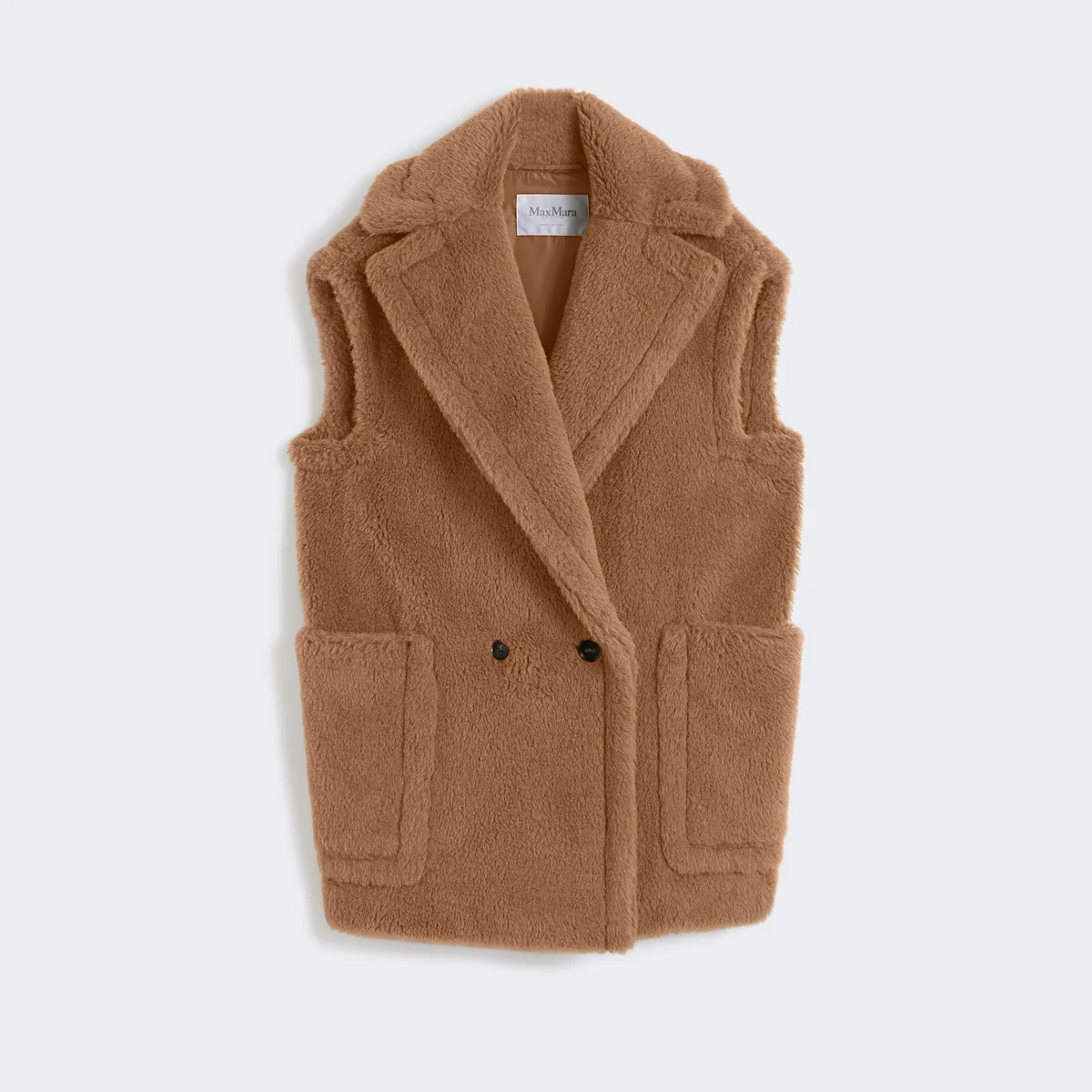 【マックスマーラ】が、「キャメル」をテーマにしたポップアップストアを表参道にて開催！