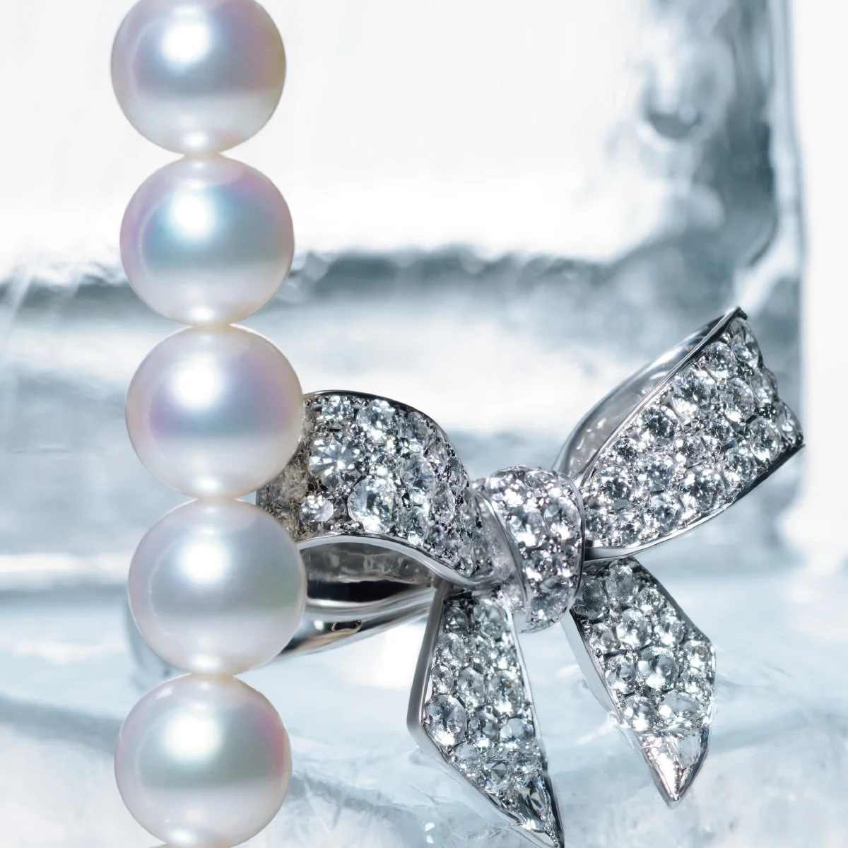 【MIKIMOTO】ミキモトパールに似合う、スタイリッシュなリボン誕生
