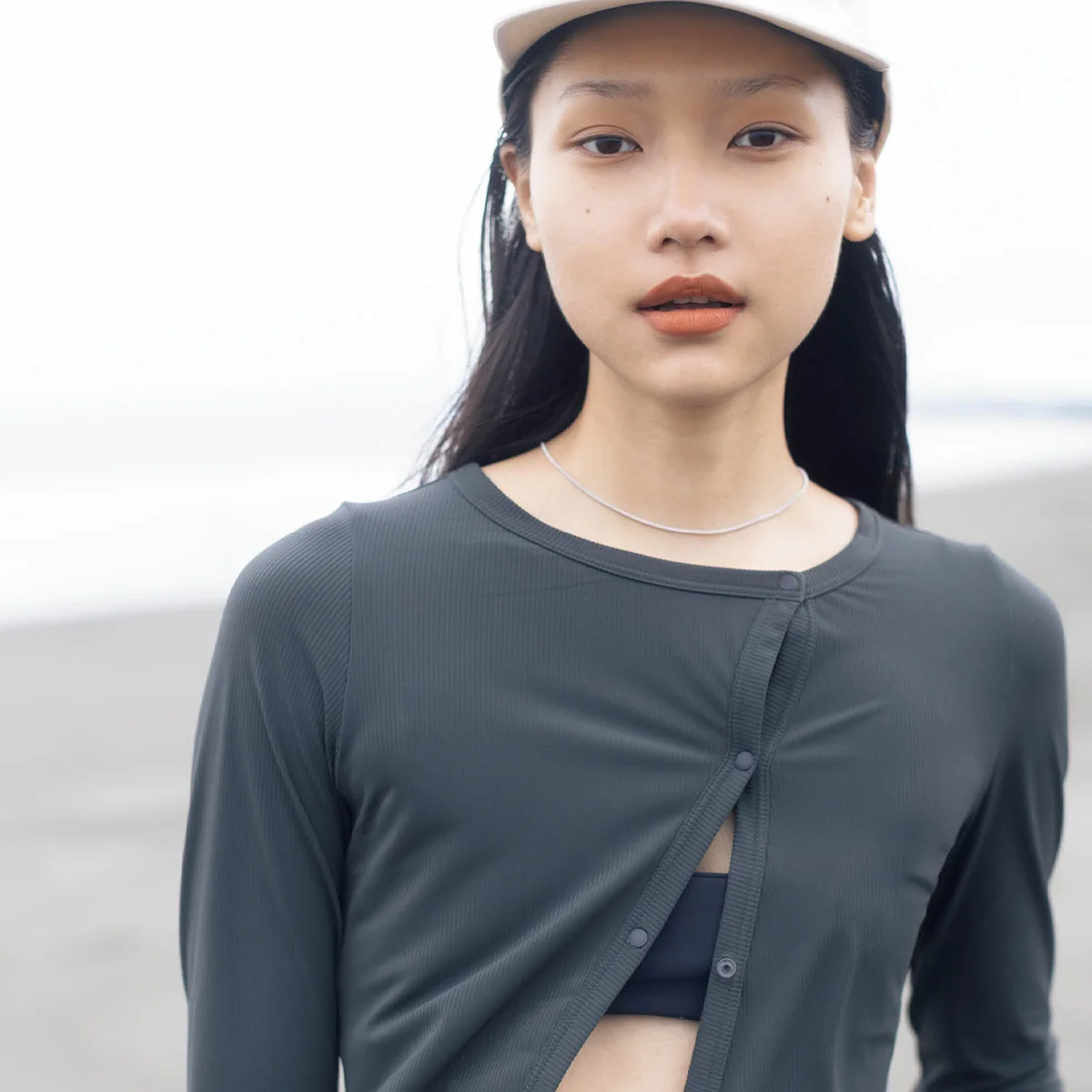 日常でもリゾートでも頼れる！ スピードブレスの水陸両用UVケア機能カーディガン