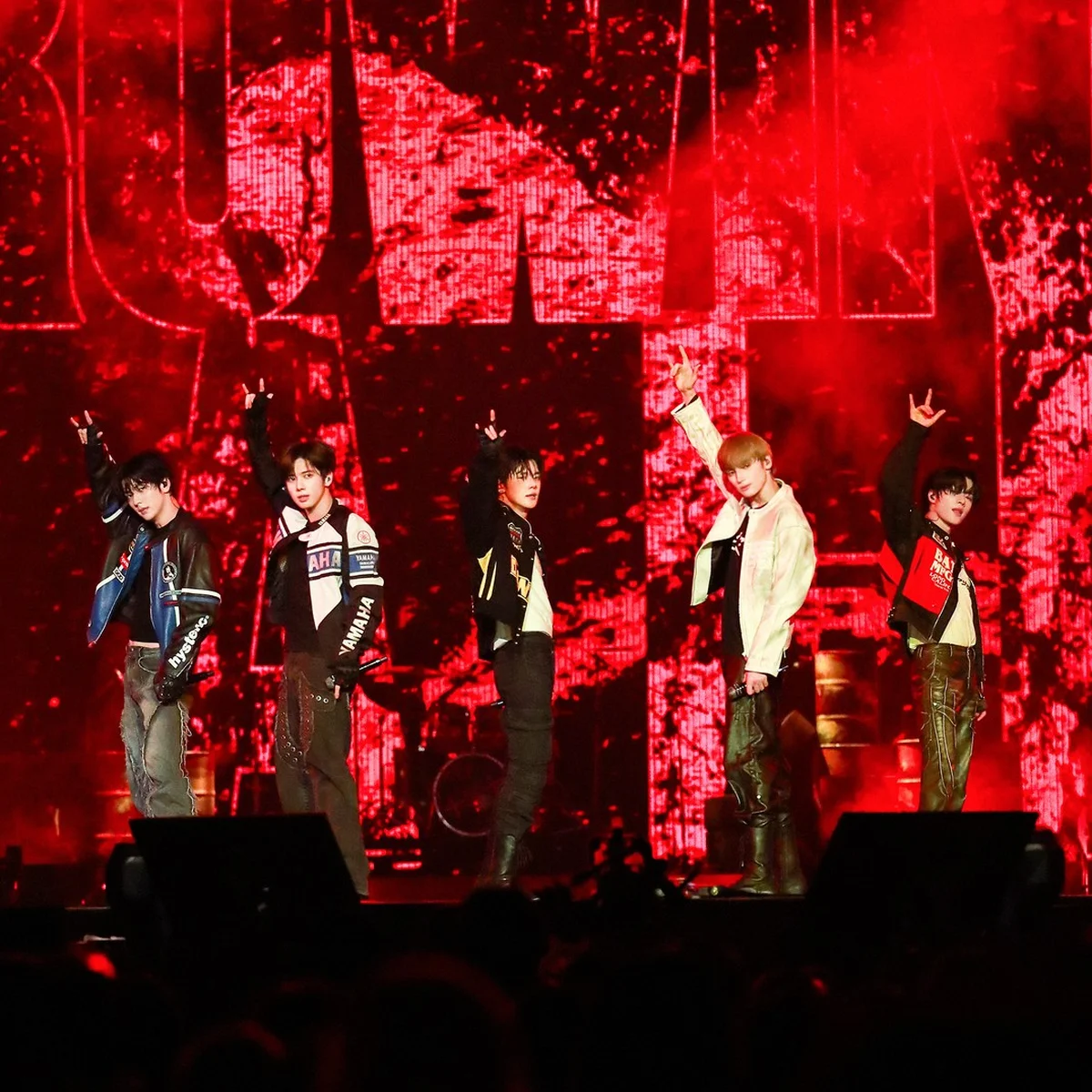 TOMORROW X TOGETHERのワールドツアー、フィナーレをレポート！ メンバーの「おーやーすーみー！」の後も多くのファンが残るという止まない熱狂！