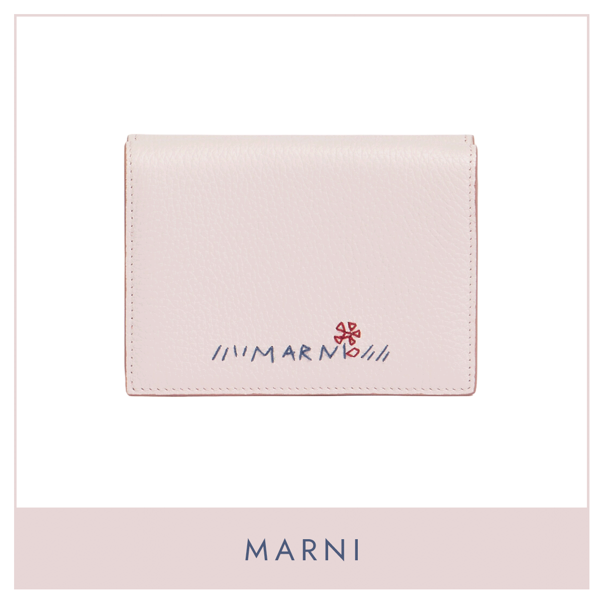 【マルニ】の三つ折り財布。春を呼ぶ、桜色と手刺しゅう