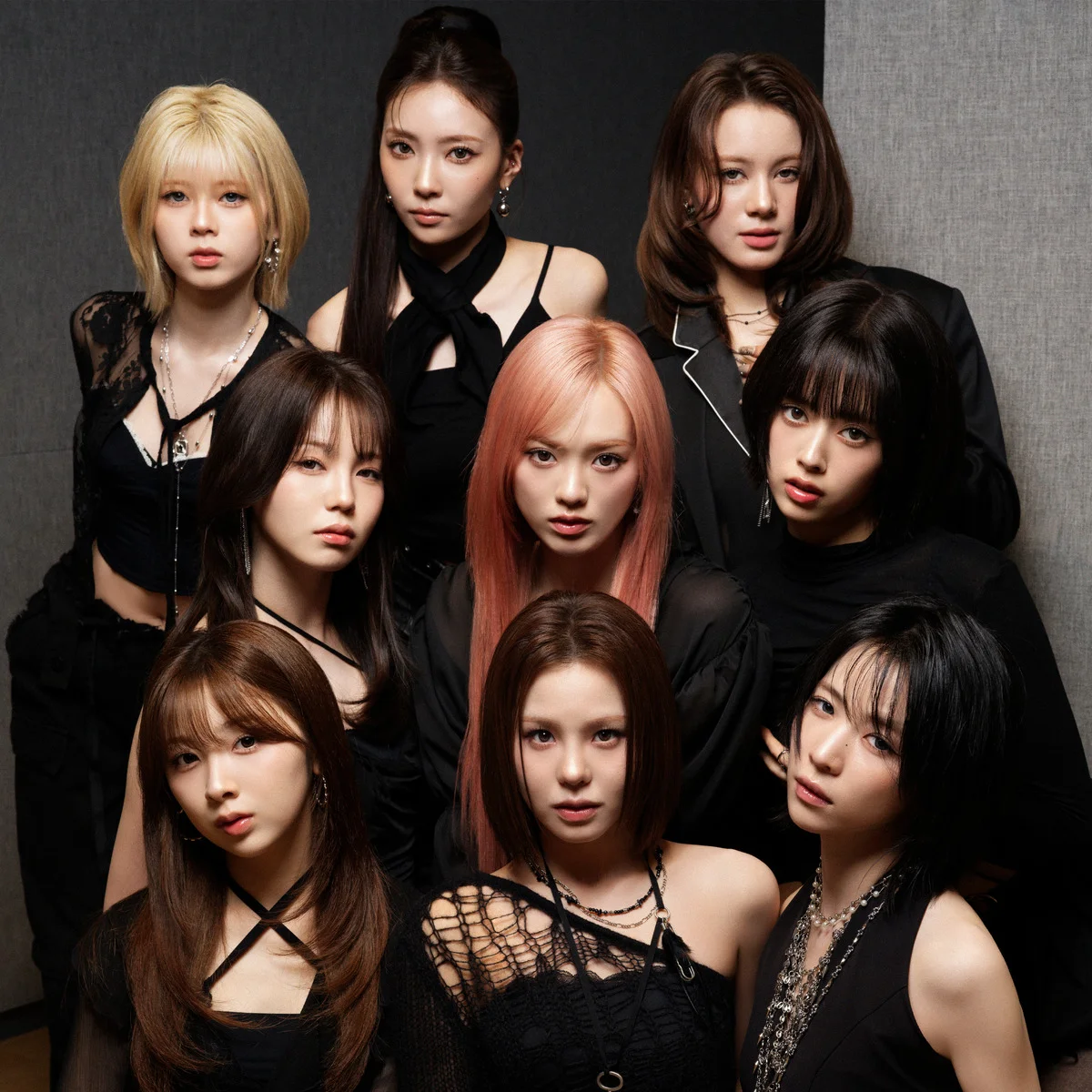 NiziUの“進化”は止まらない──9人それぞれの成長と強固な信頼関係を語るインタビュー